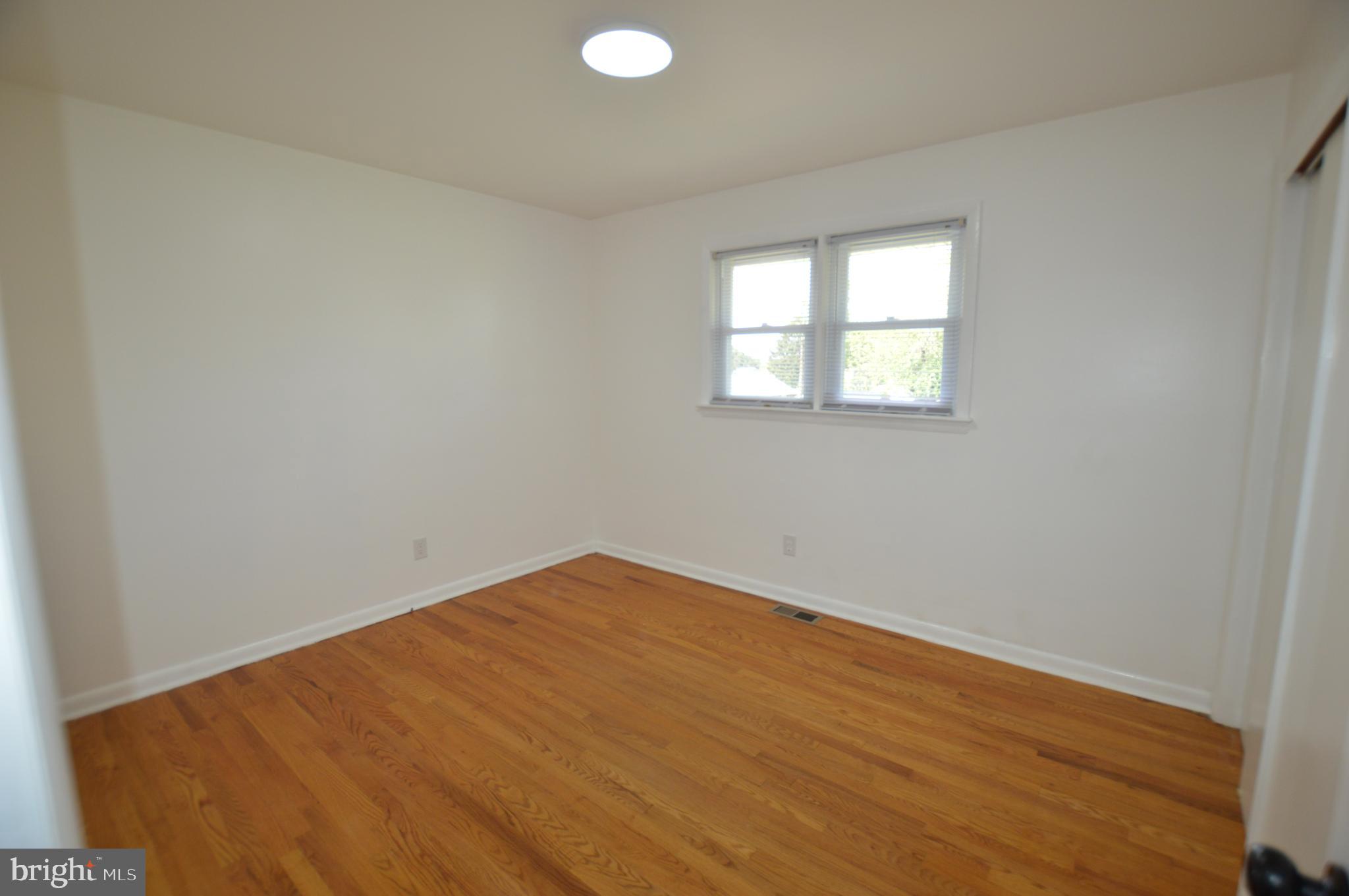 SPRING GARDEN ESTATES - Residential Lease