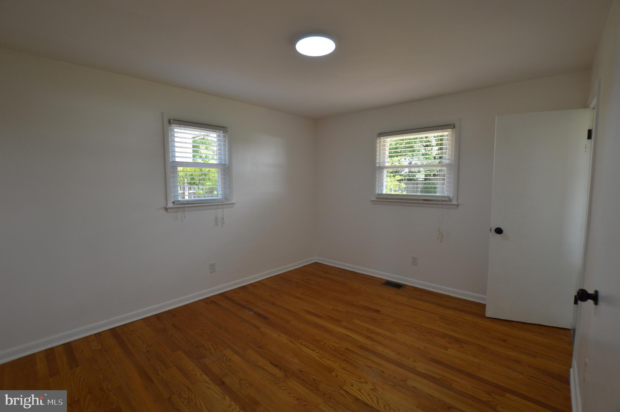 SPRING GARDEN ESTATES - Residential Lease