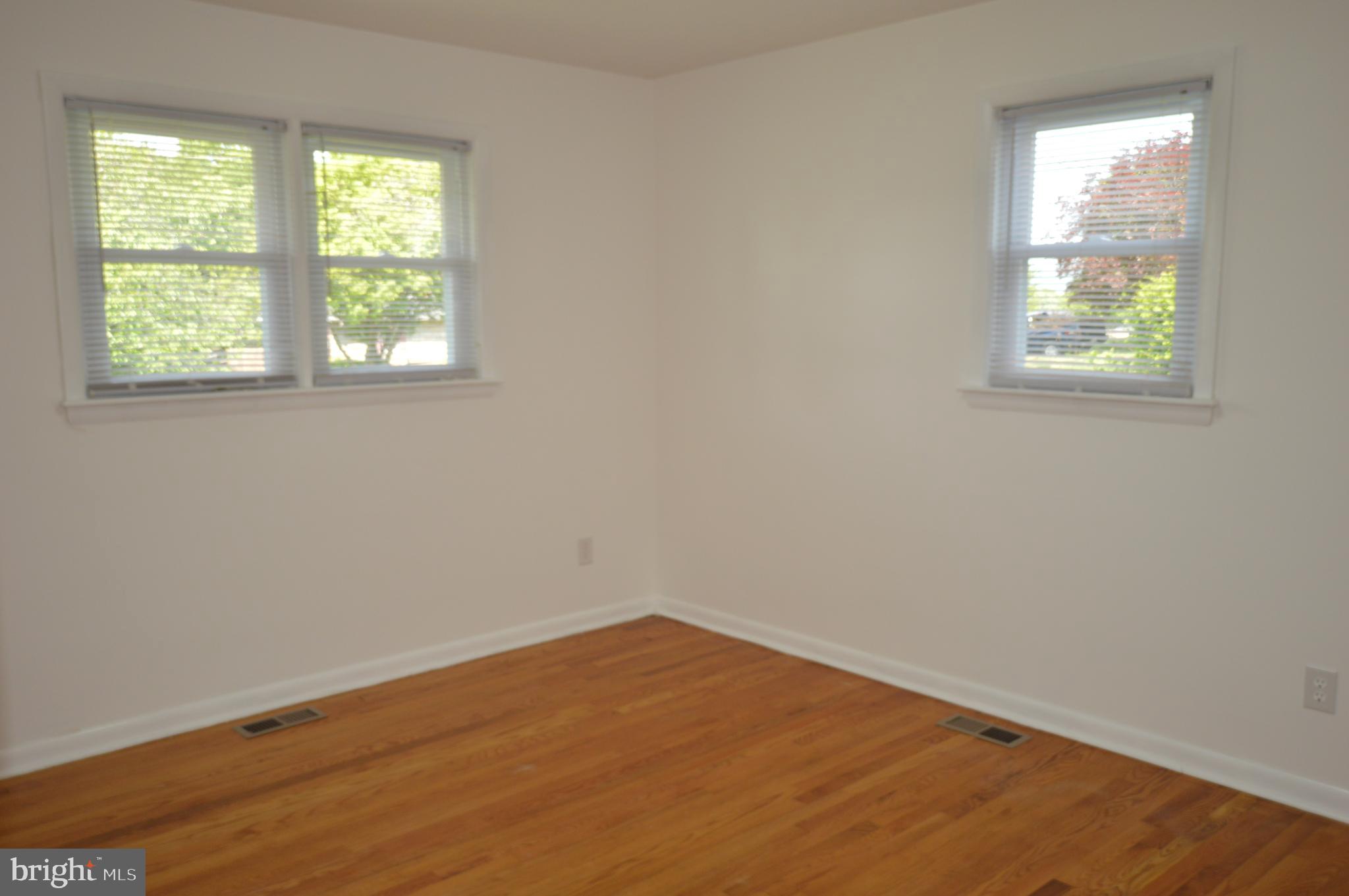 SPRING GARDEN ESTATES - Residential Lease