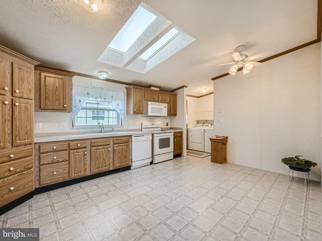 WILLIAMS ESTATES - Residential