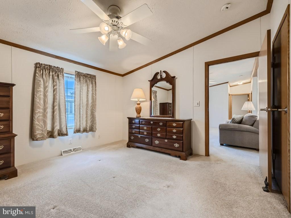 WILLIAMS ESTATES - Residential