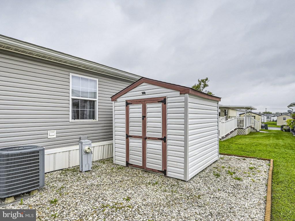 WILLIAMS ESTATES - Residential