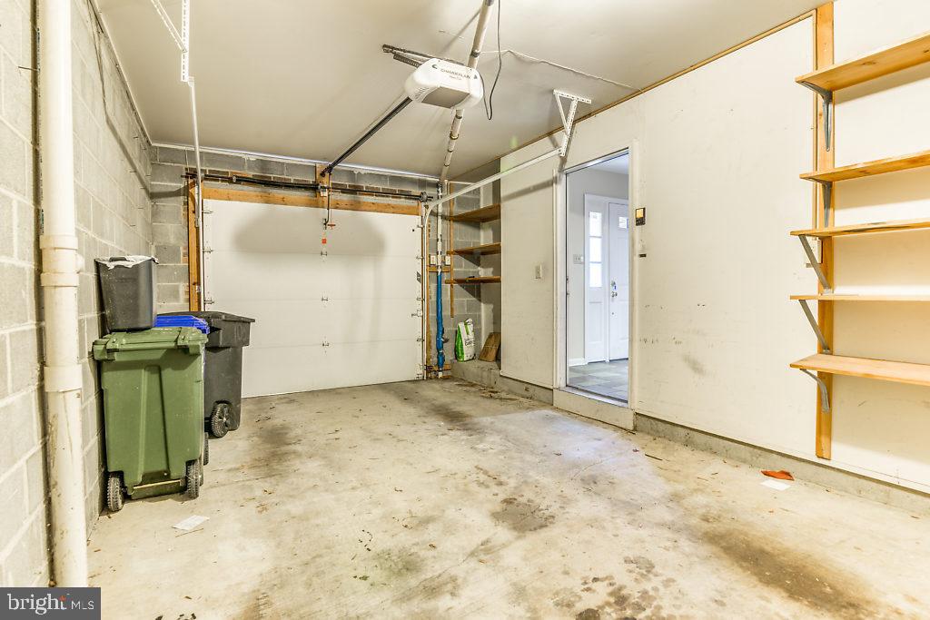 ARLINGTON - Residential Lease