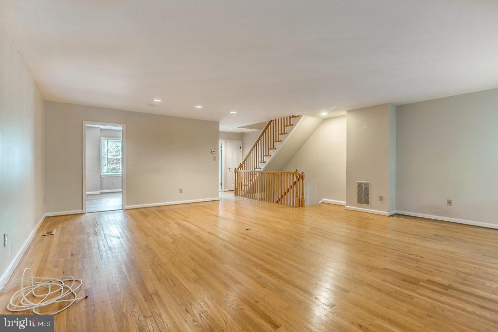 ARLINGTON - Residential Lease