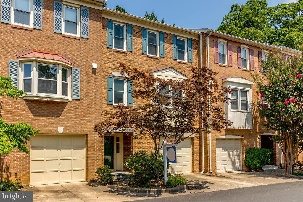 ARLINGTON - Residential Lease