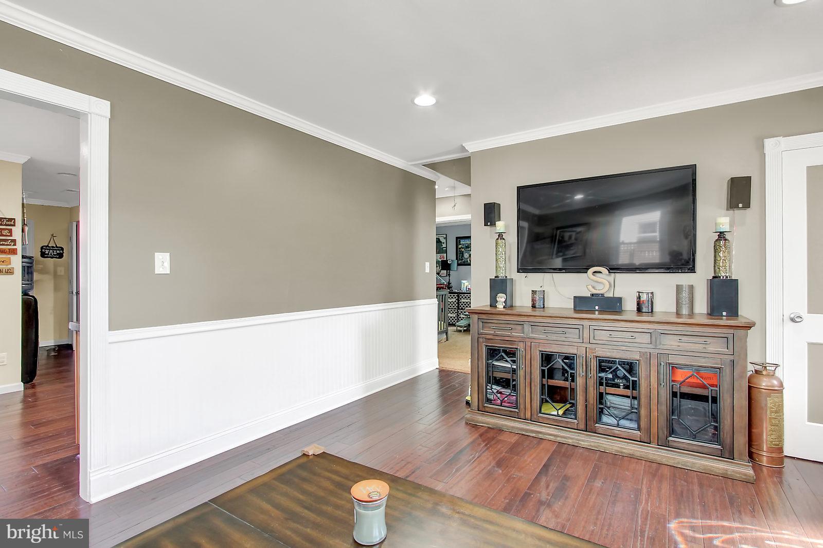 ABERDEEN HILLS - Residential