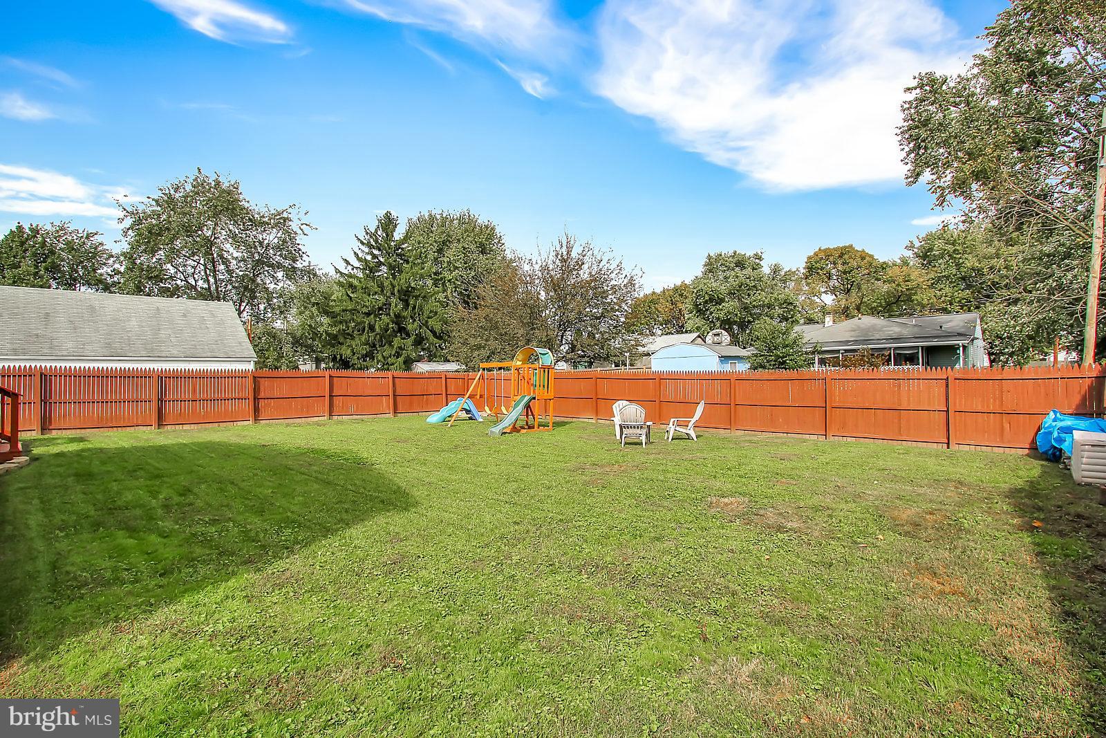 ABERDEEN HILLS - Residential