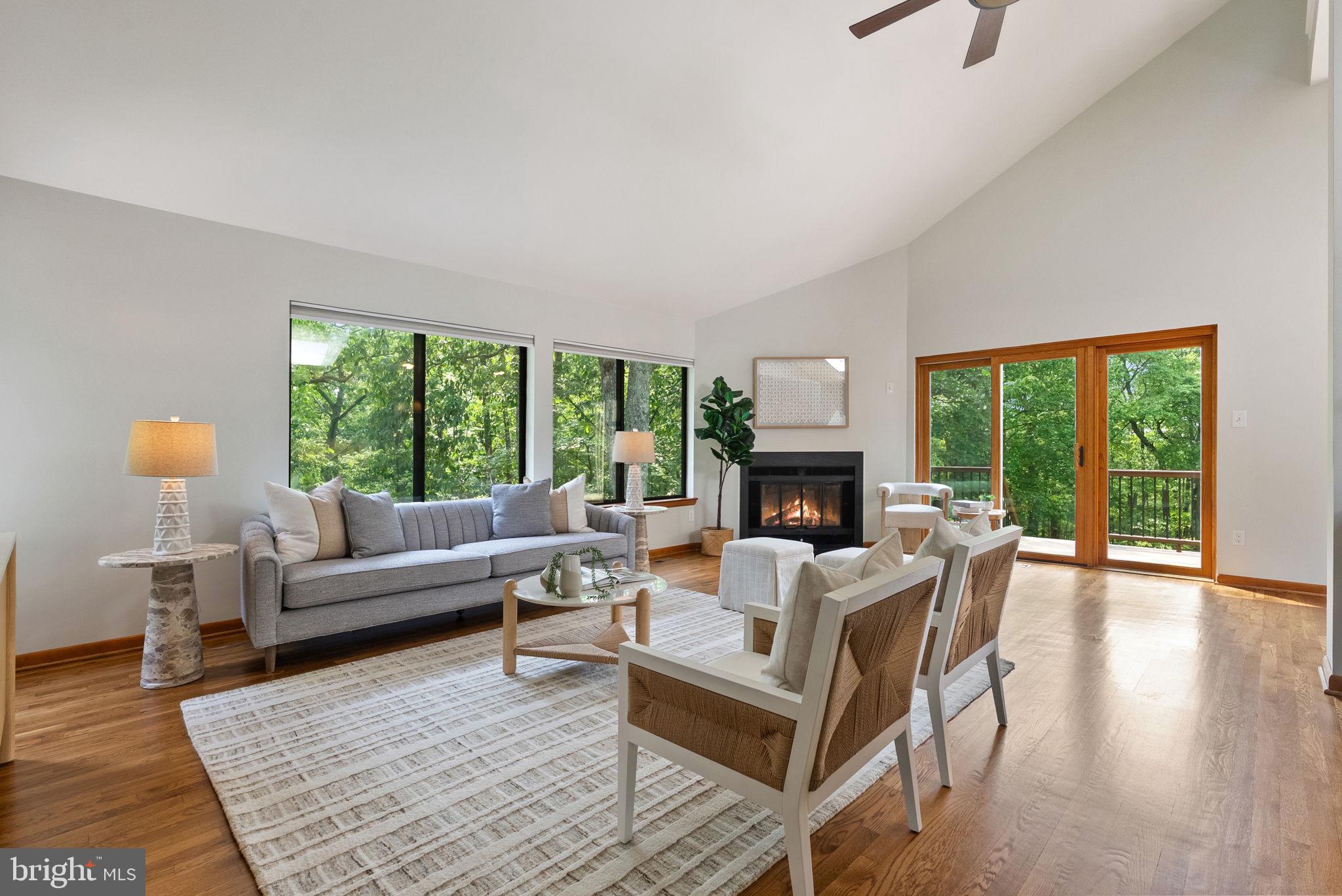 HERTZ DIVISION - Residential Lease