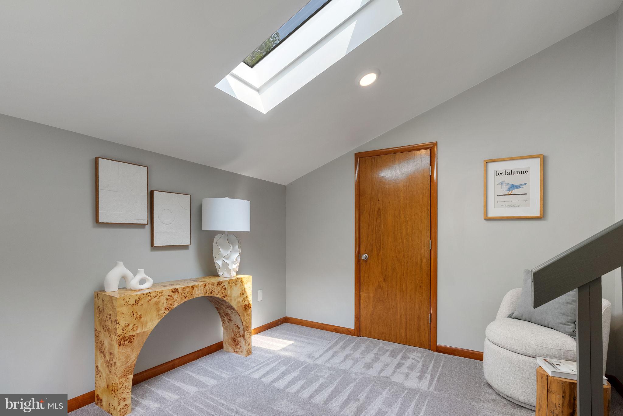 HERTZ DIVISION - Residential Lease