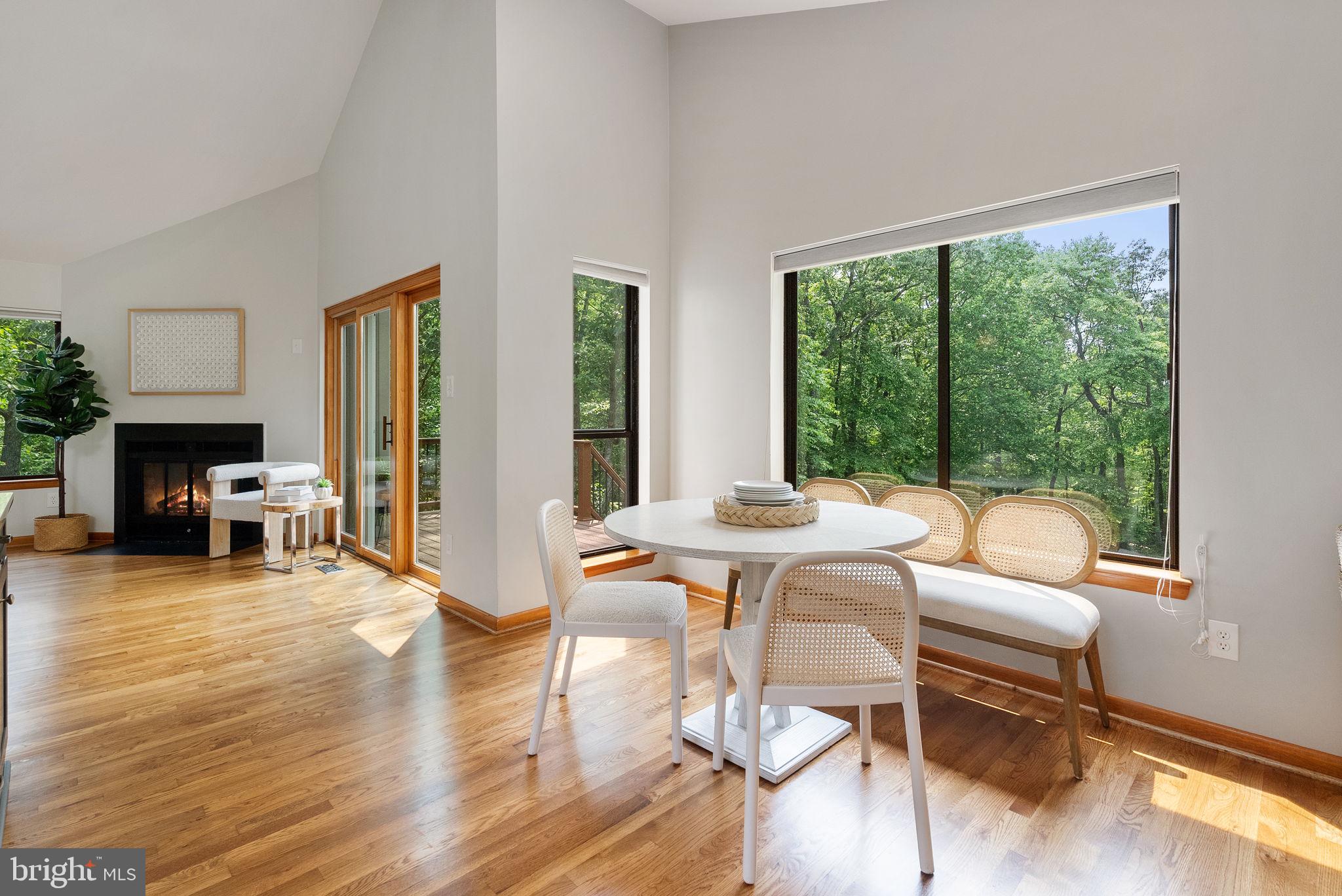 HERTZ DIVISION - Residential Lease