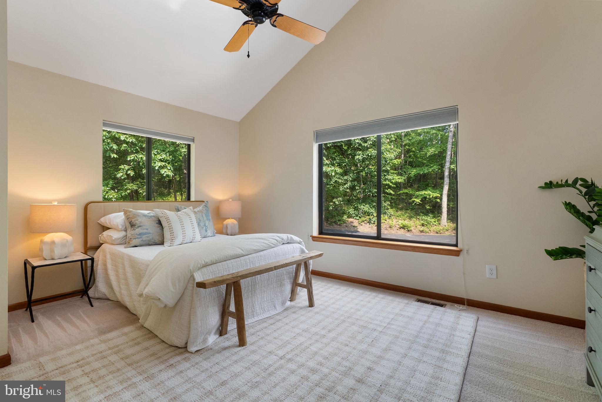 HERTZ DIVISION - Residential Lease