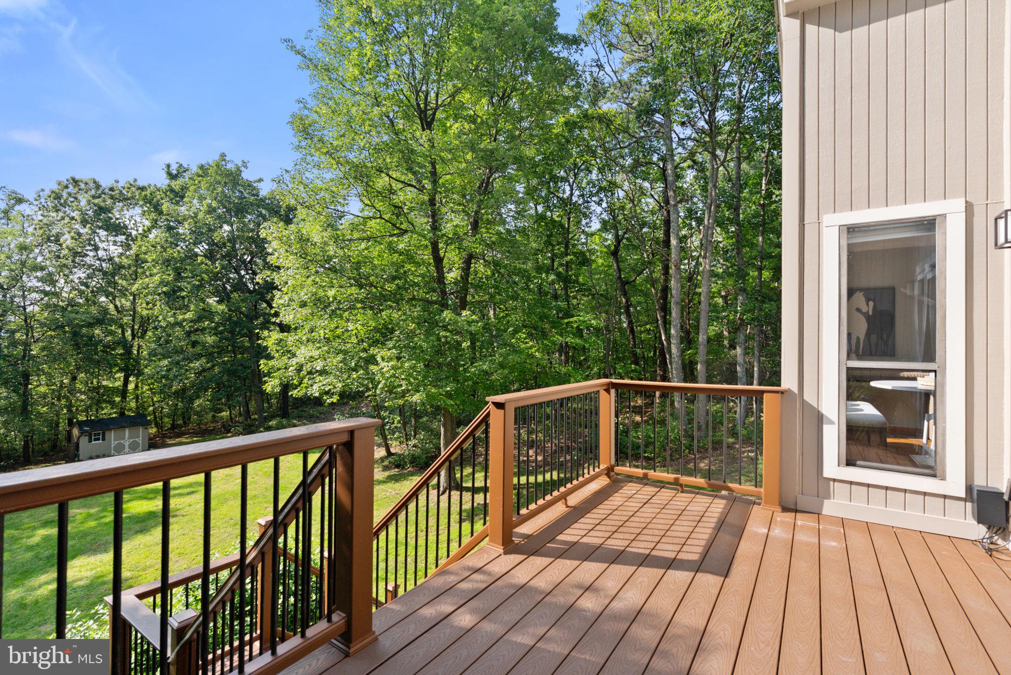 HERTZ DIVISION - Residential Lease