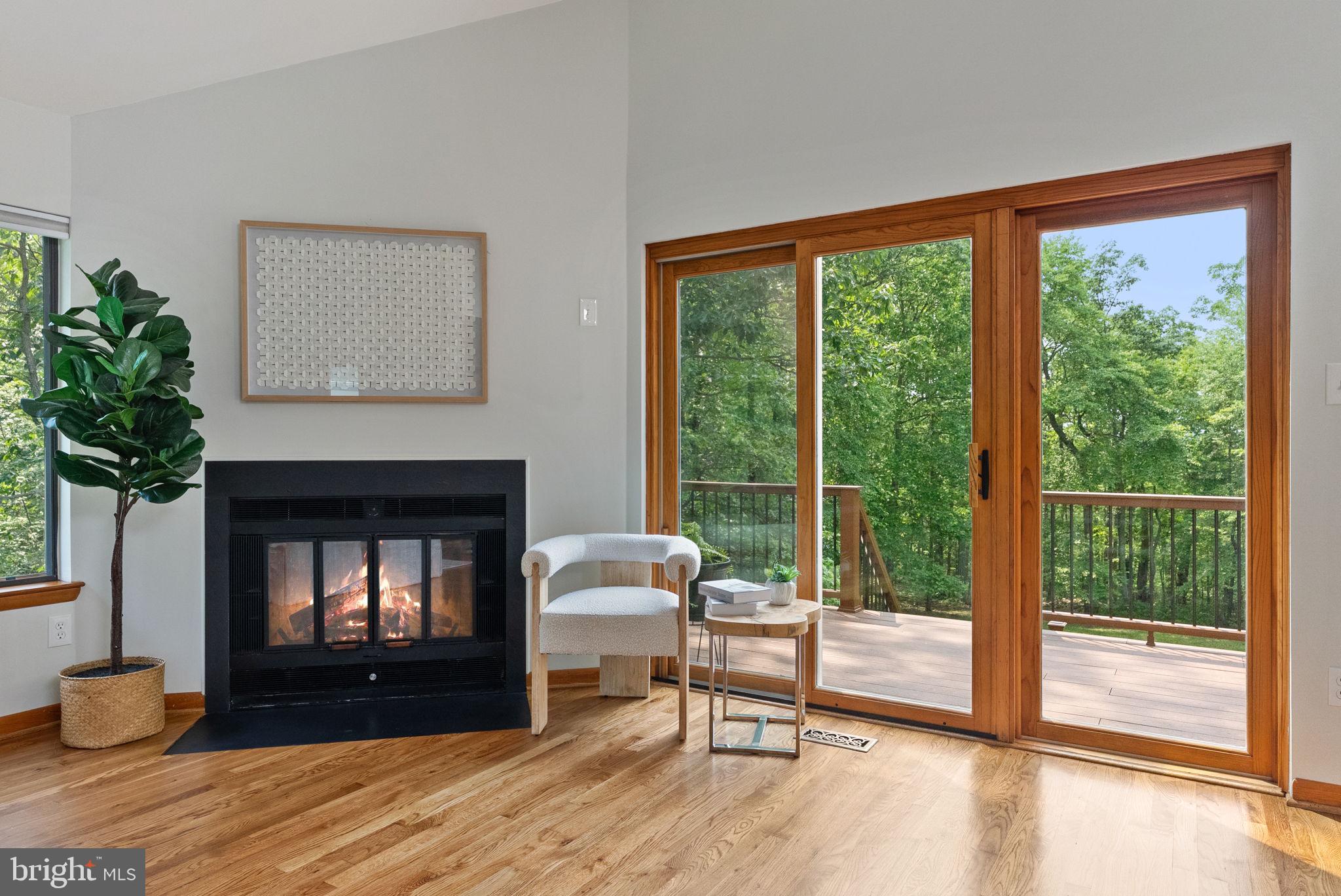 HERTZ DIVISION - Residential Lease