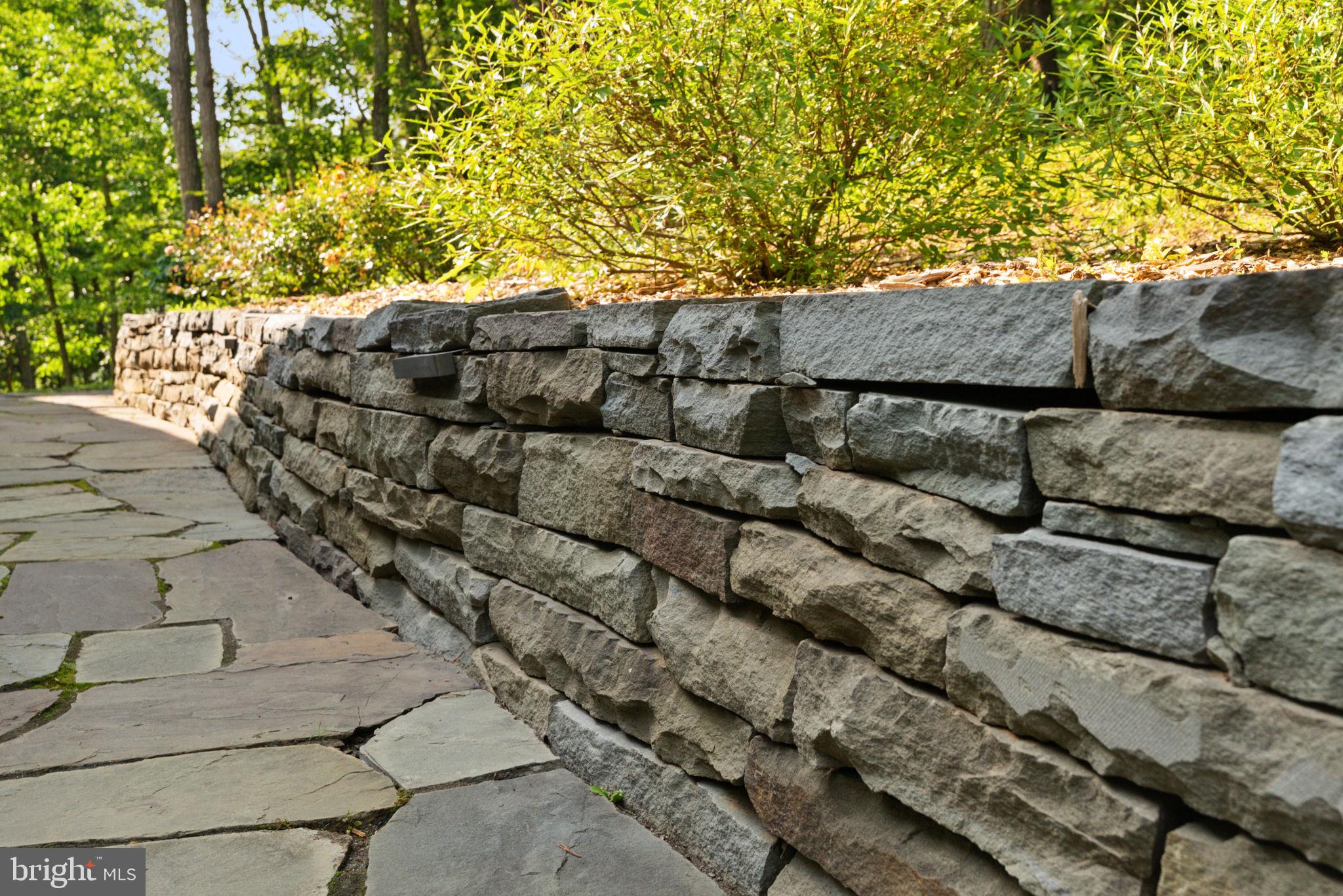 HERTZ DIVISION - Residential Lease