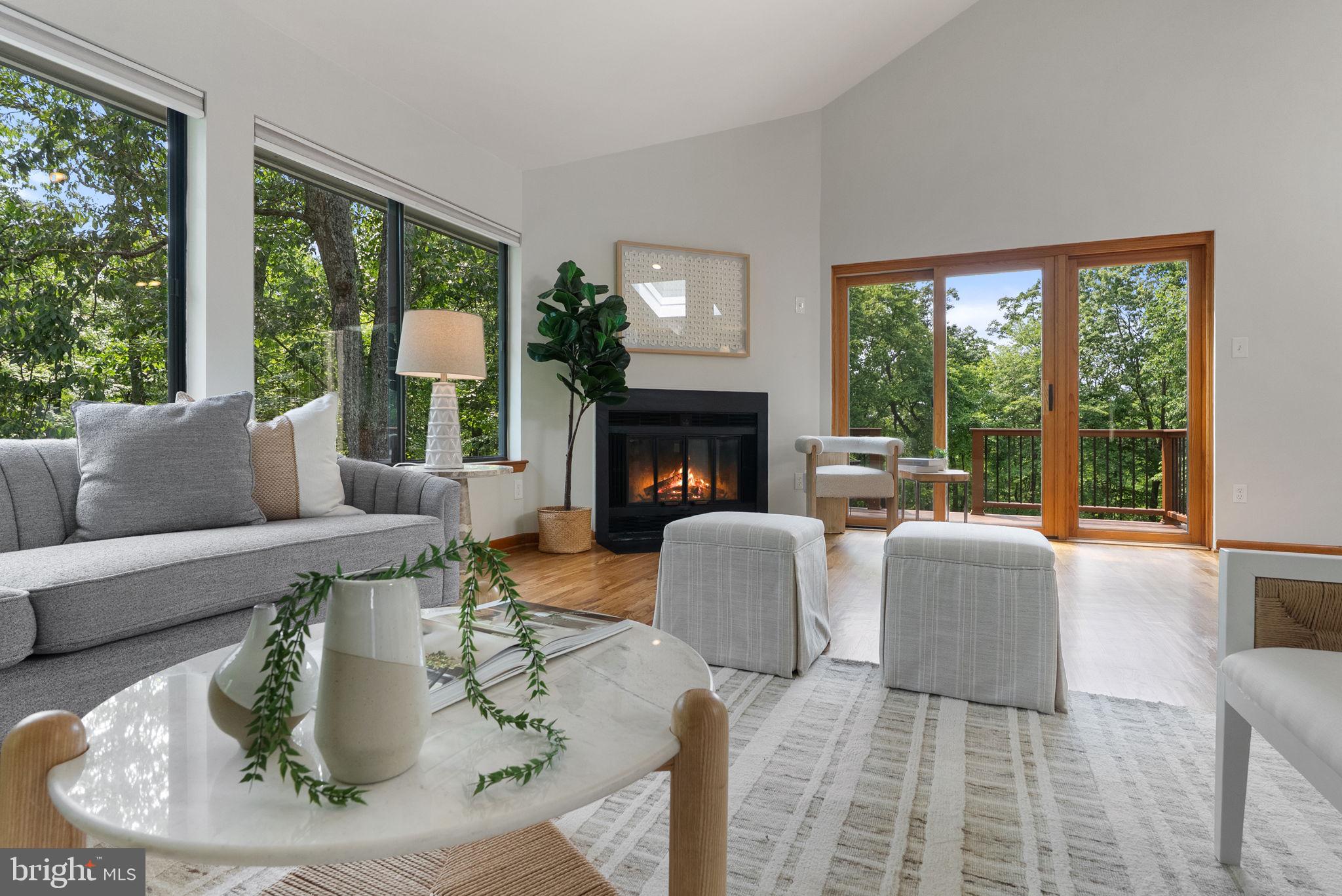 HERTZ DIVISION - Residential Lease