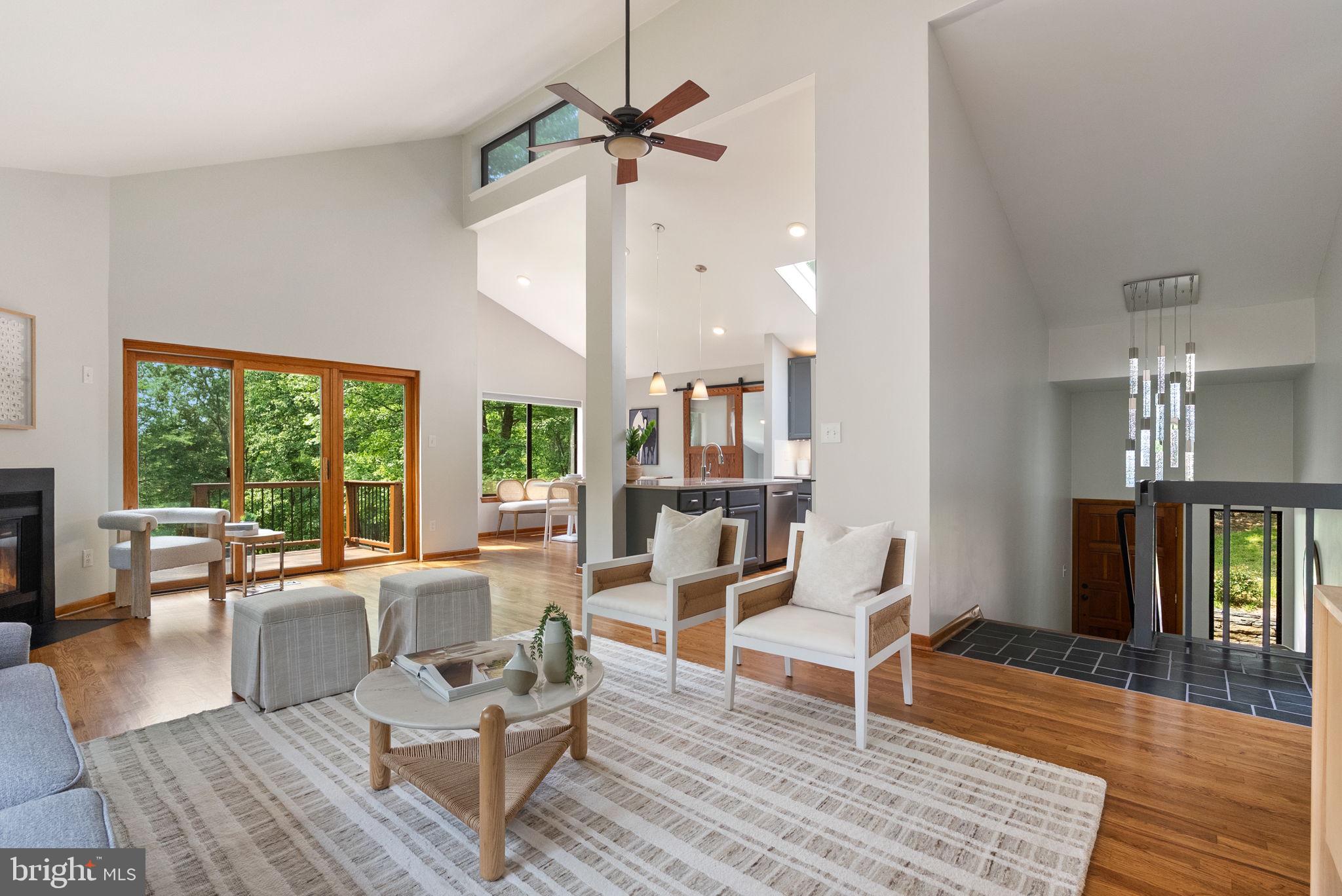 HERTZ DIVISION - Residential Lease