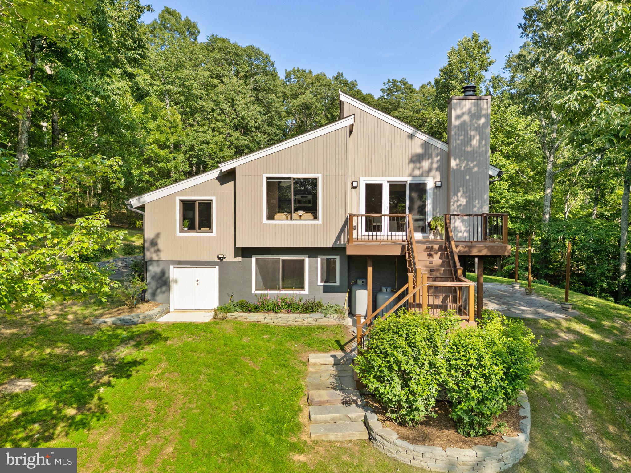 HERTZ DIVISION - Residential Lease