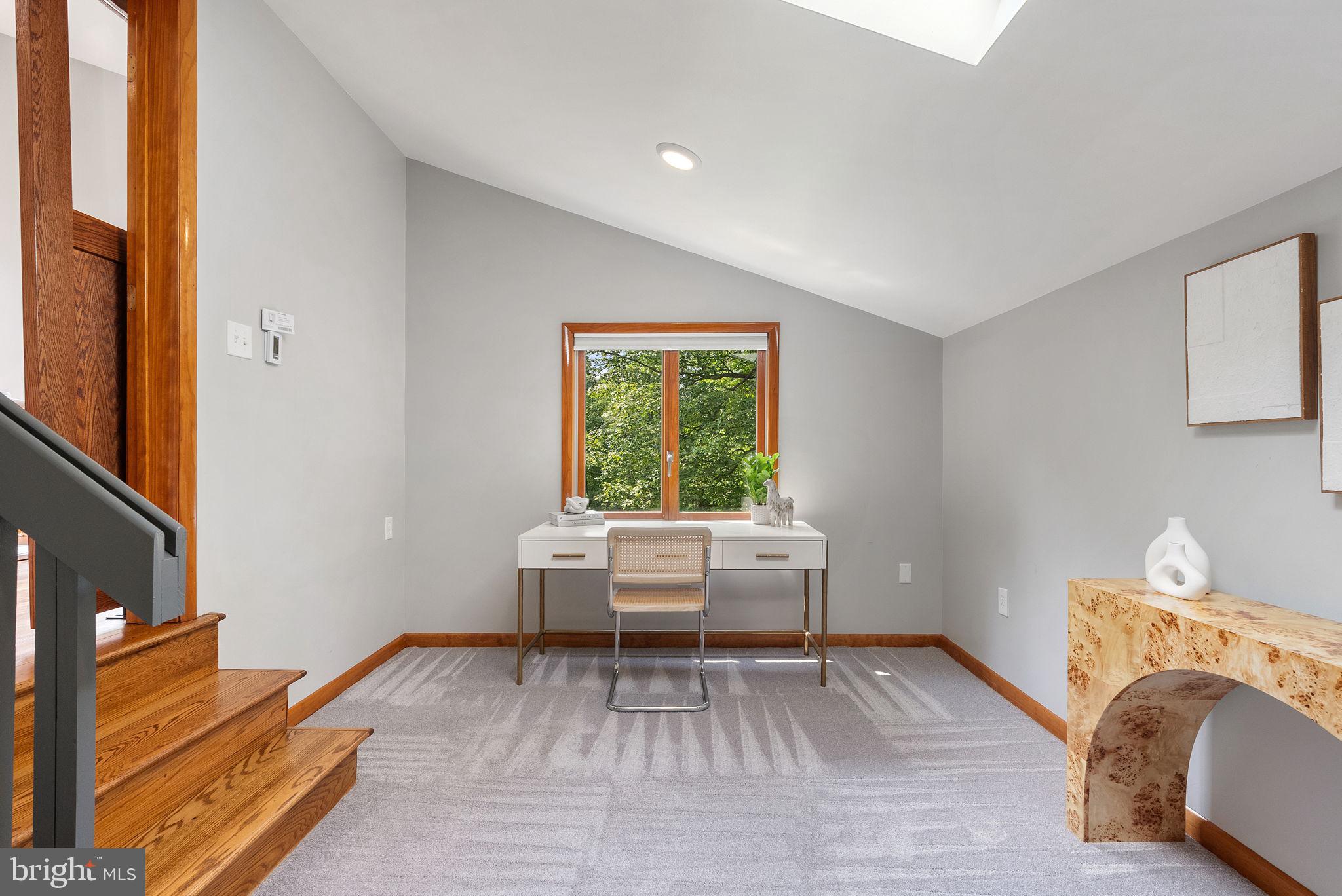 HERTZ DIVISION - Residential Lease