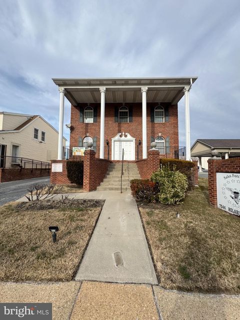 Photo of 7544 Holabird Avenue, BALTIMORE, MD 21222 (MLS # MDBC2153334)