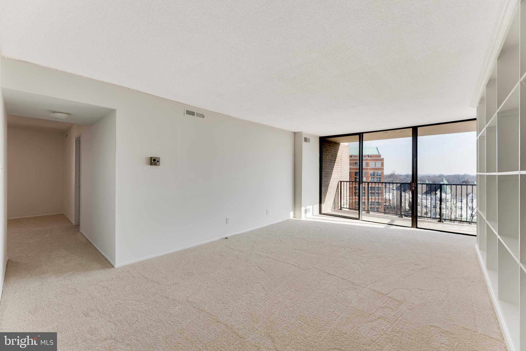 AMERICANA CENTRE - Residential