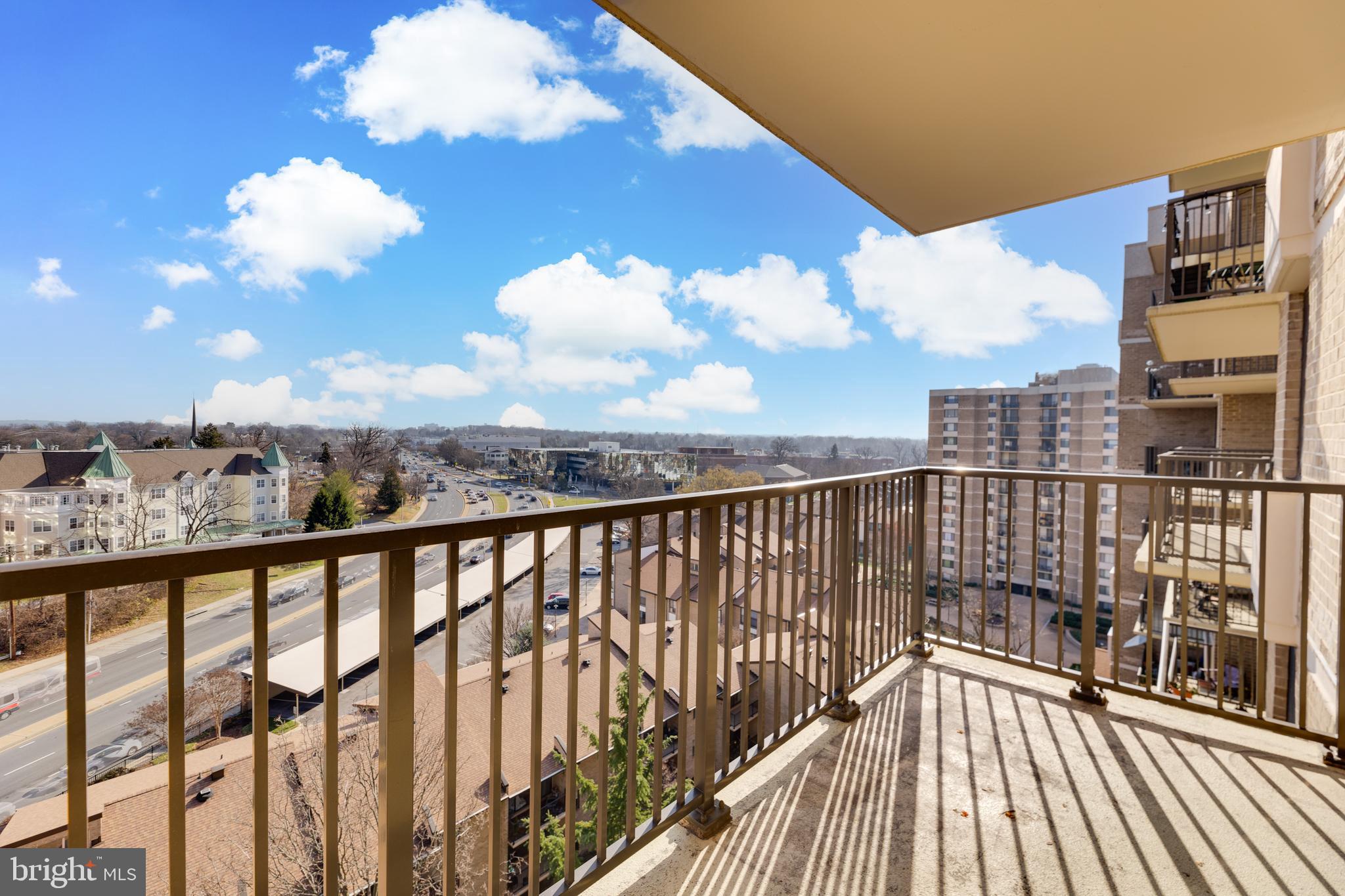 AMERICANA CENTRE - Residential