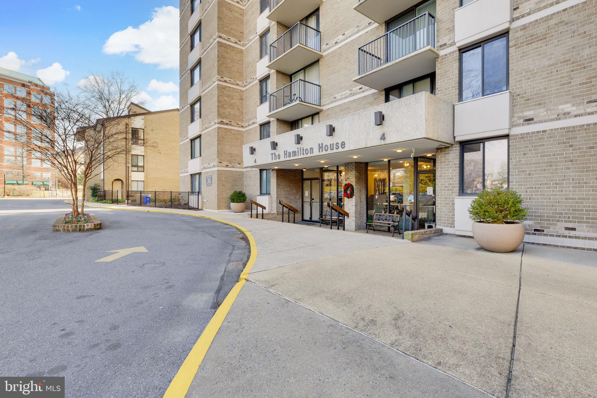 AMERICANA CENTRE - Residential