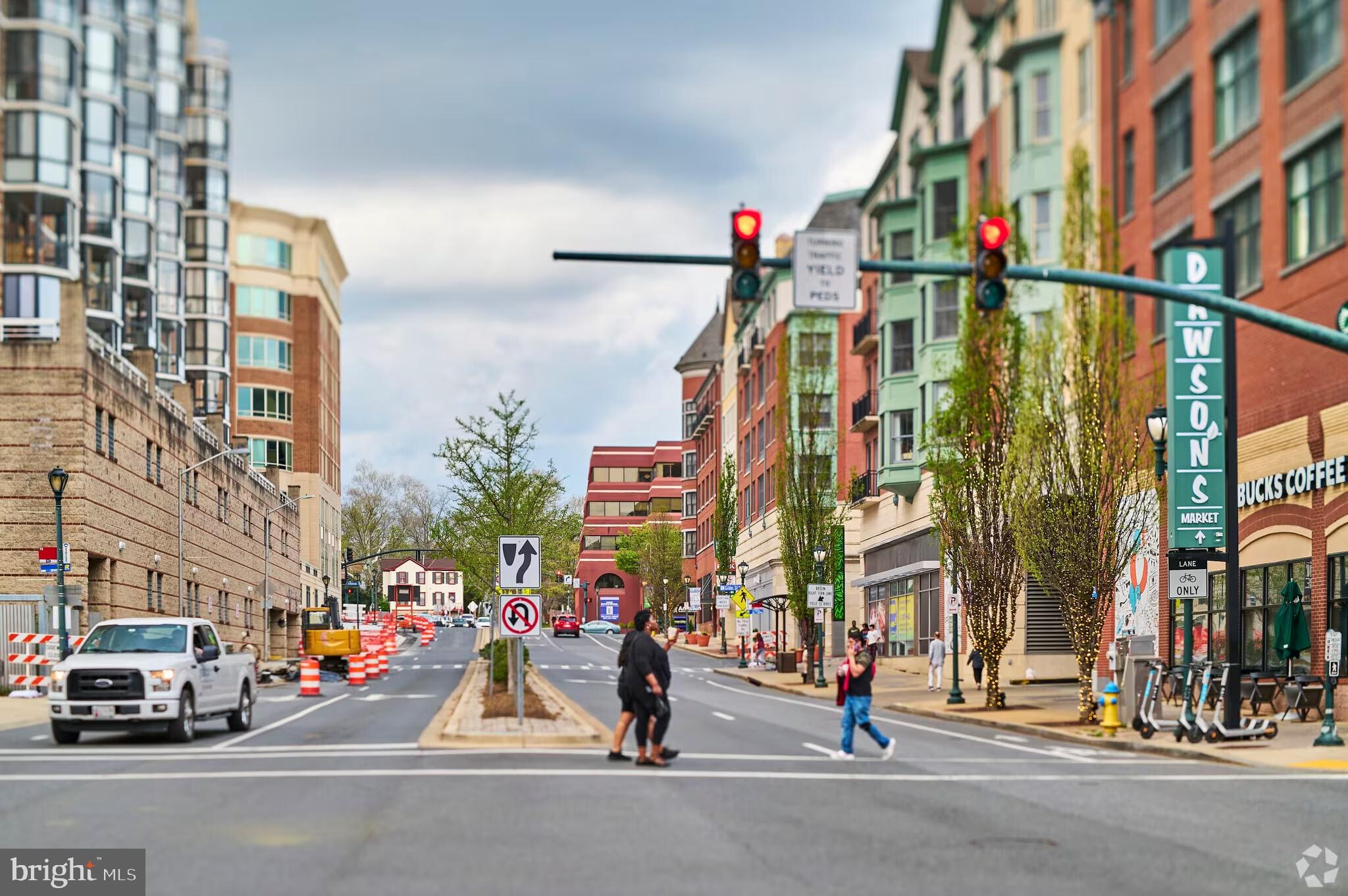 AMERICANA CENTRE - Residential