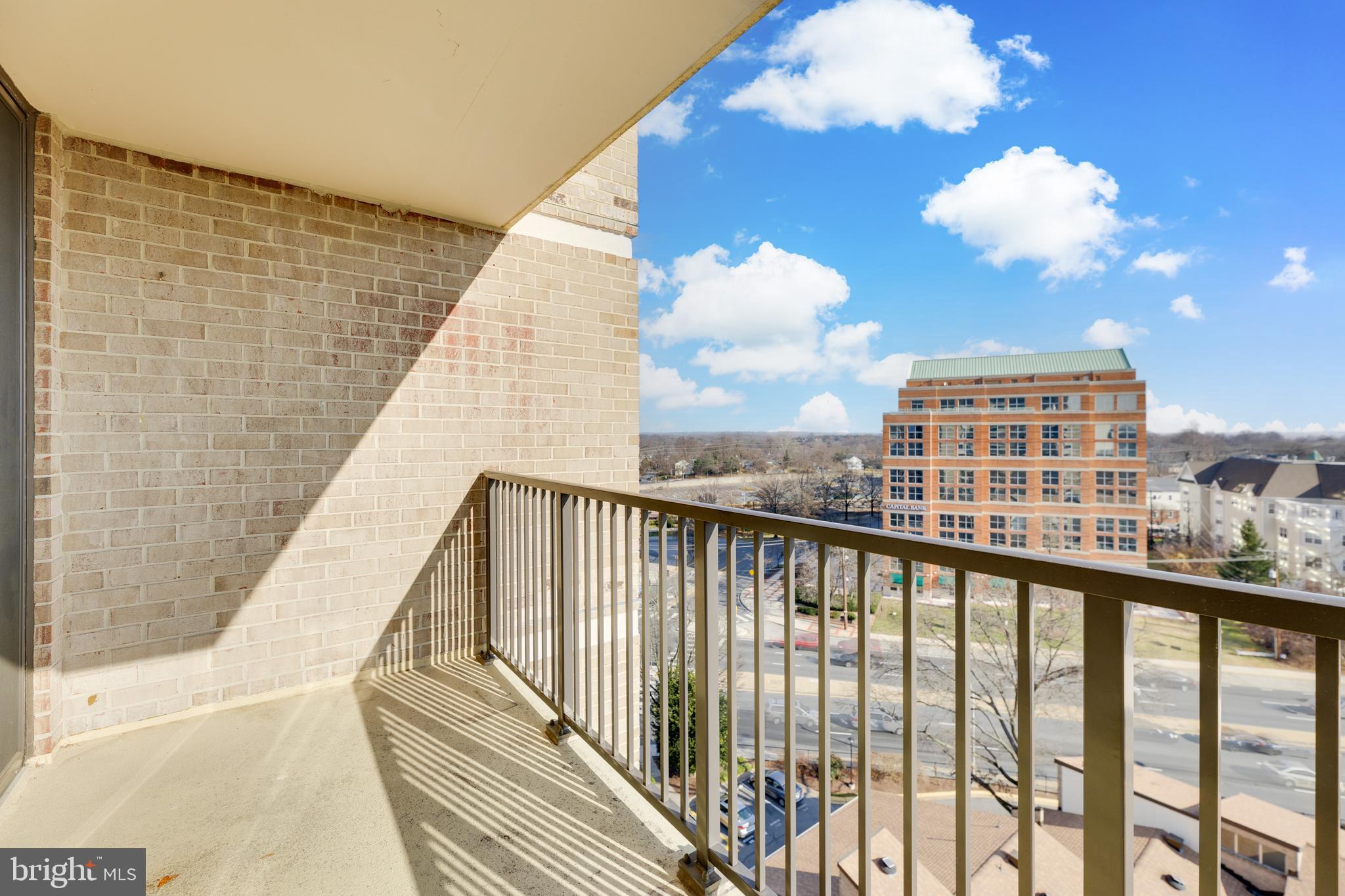 AMERICANA CENTRE - Residential