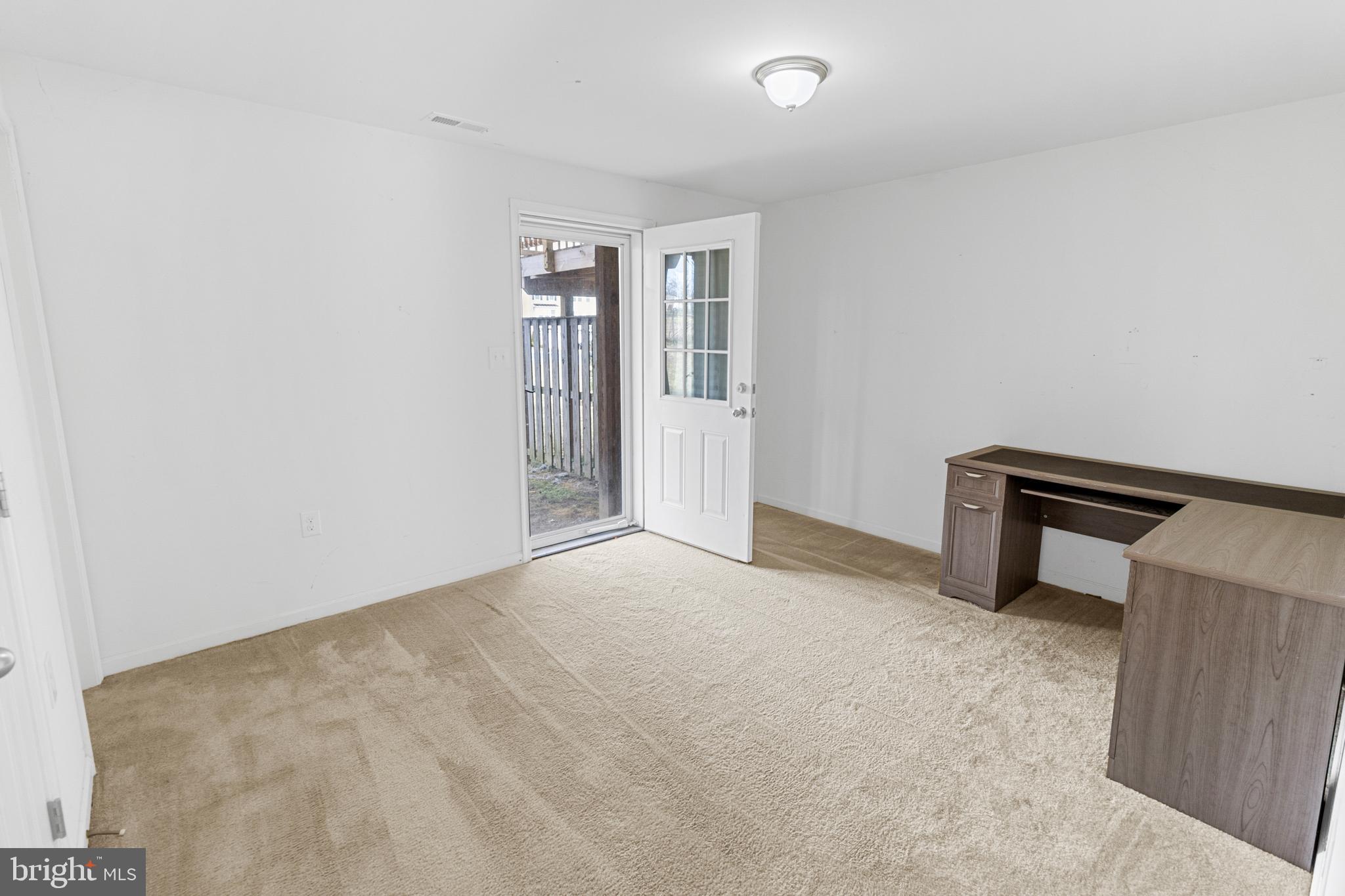 RIVERSIDE VILLAGES - Residential