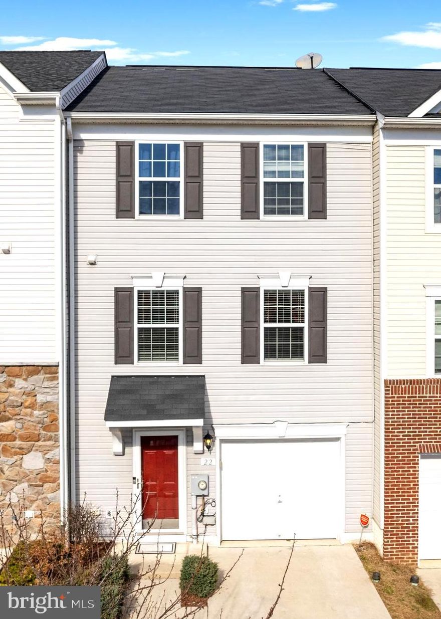 Back on the Market due to no fault of the seller. Beautiful 3 level colonial townhome in Riverside Villages community. 3 bedrooms with 2 full and 2 half baths. Large living room, kitchen with island, extended ample cabinet space, and dining area.   Primary bedroom with walk-in closet, vaulted ceilings, primary bath has double sinks, stall shower and a soaking tub to enjoy after a long day of work. 1 car garage with lots of cabinets for storing those decorations or tools.  Composit deck that looks out to the backyard. Close to I-81, shopping, dining, schools, and Potomac River, such a great location. Don't miss out on this!