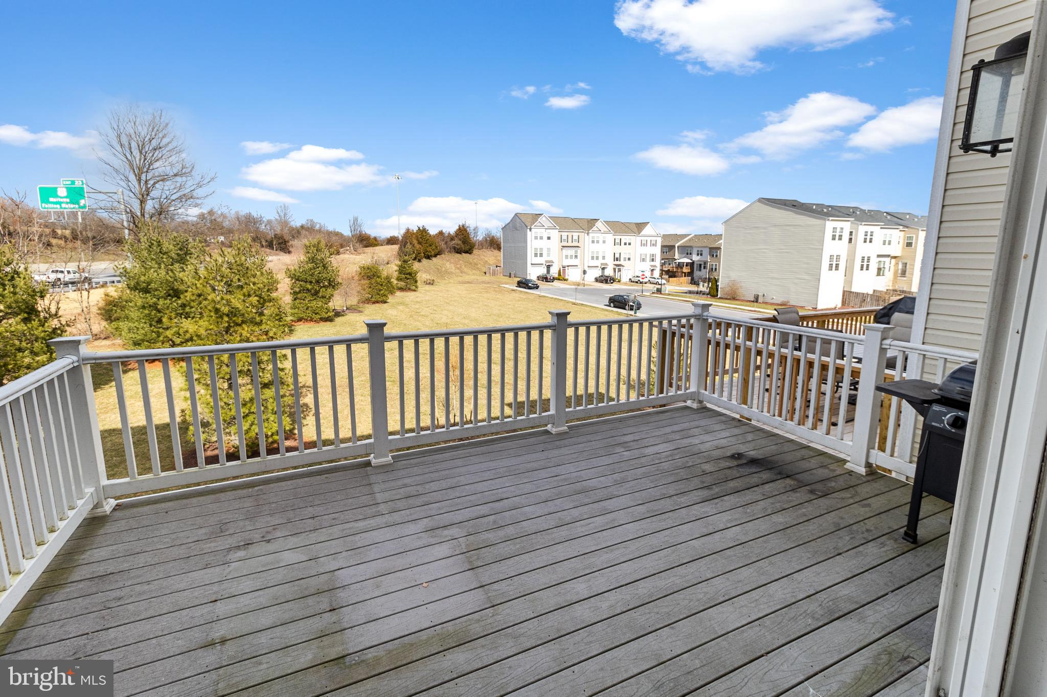 RIVERSIDE VILLAGES - Residential