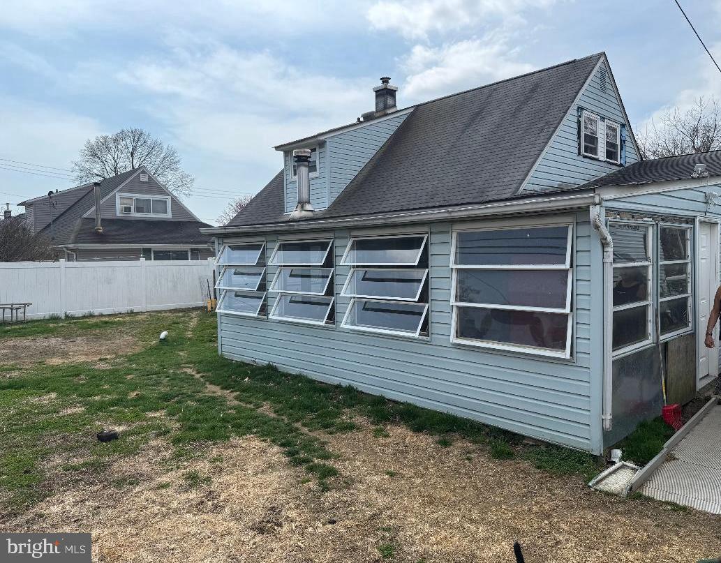 TWIN OAKS - Residential