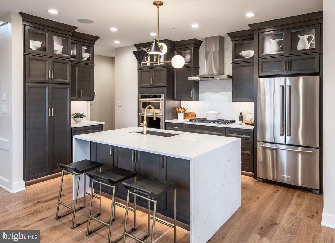 0 REGENCY BOULEVARD RULAND ELITE