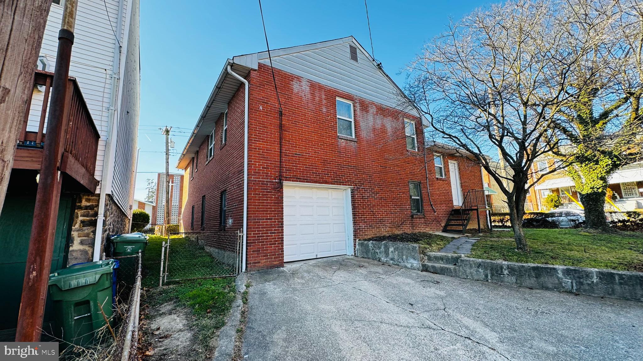 SAINT JOSEPHS - Residential