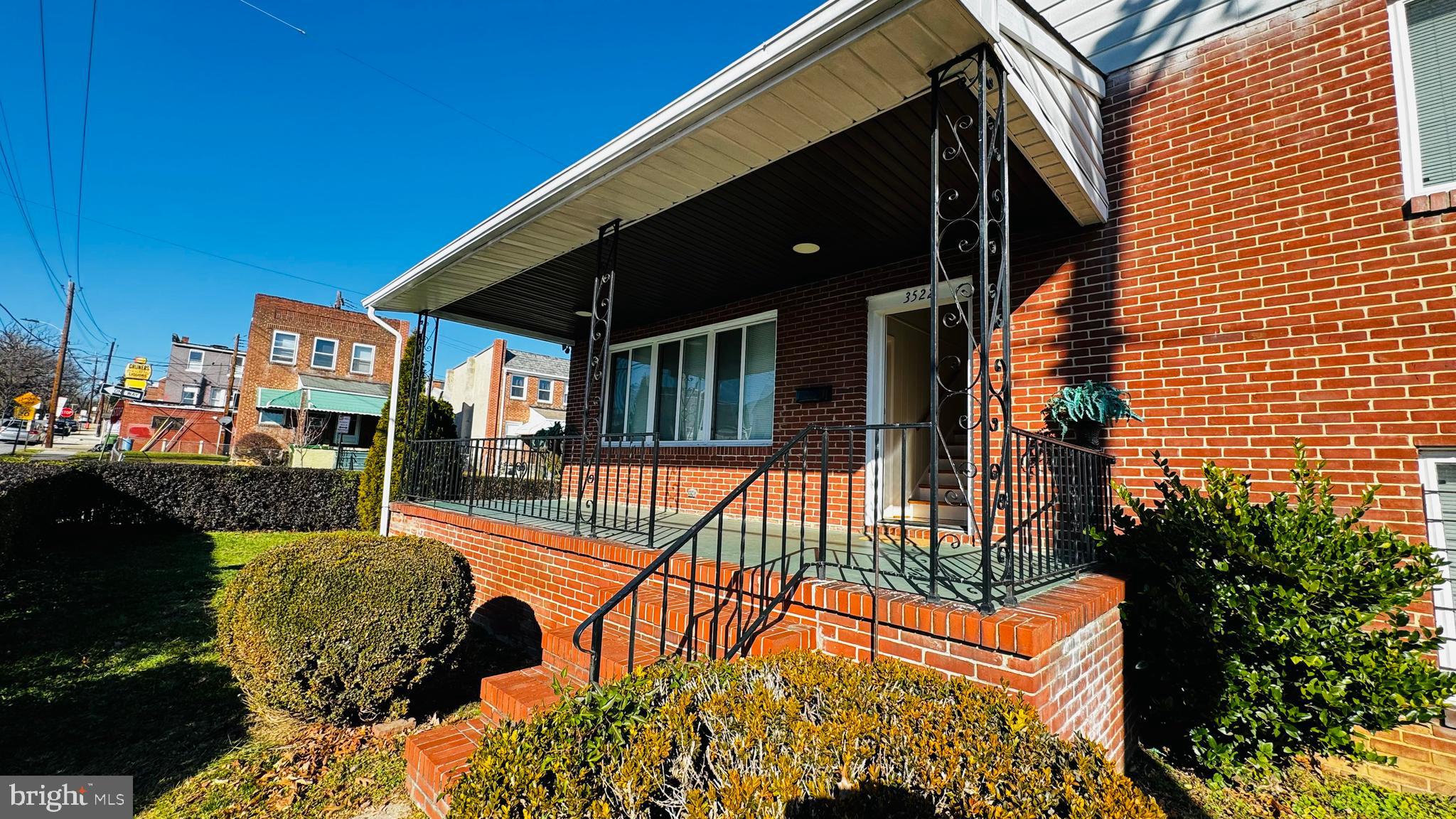 SAINT JOSEPHS - Residential