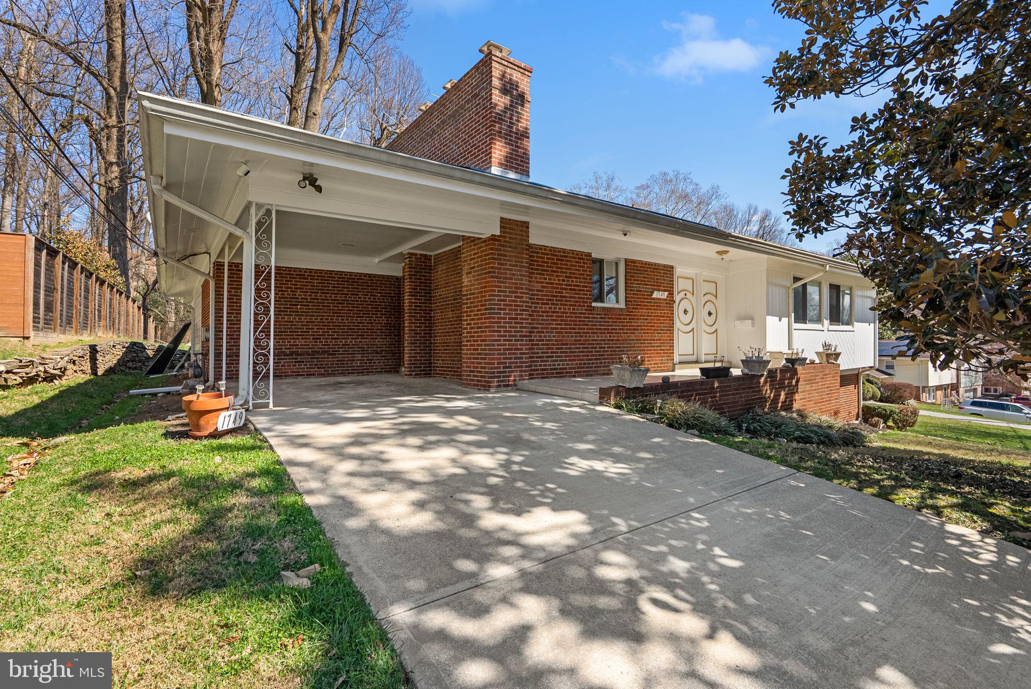 1749 VERBENA STREET NW