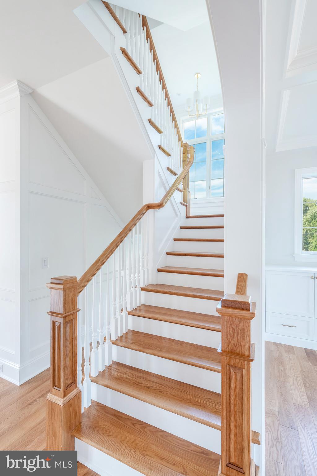 129 LEXINGTON MANOR