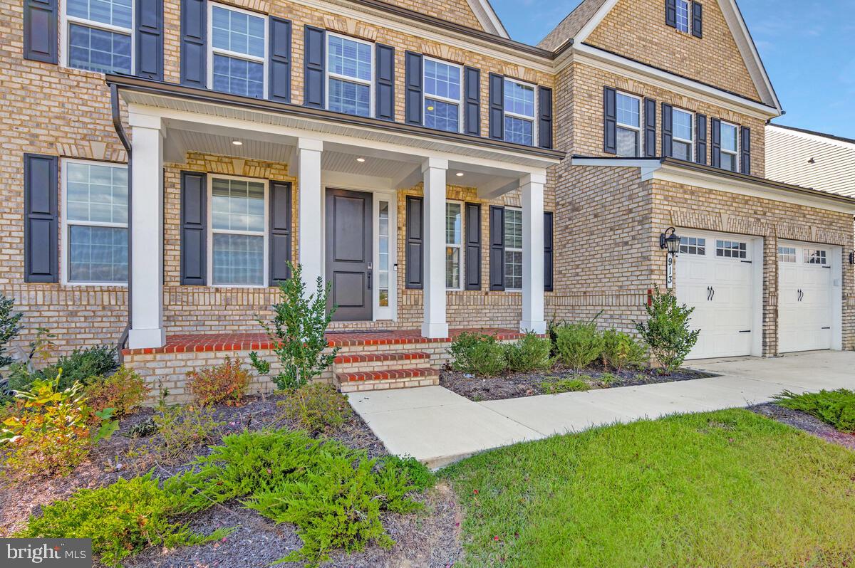 SOUTH LAKE - Residential