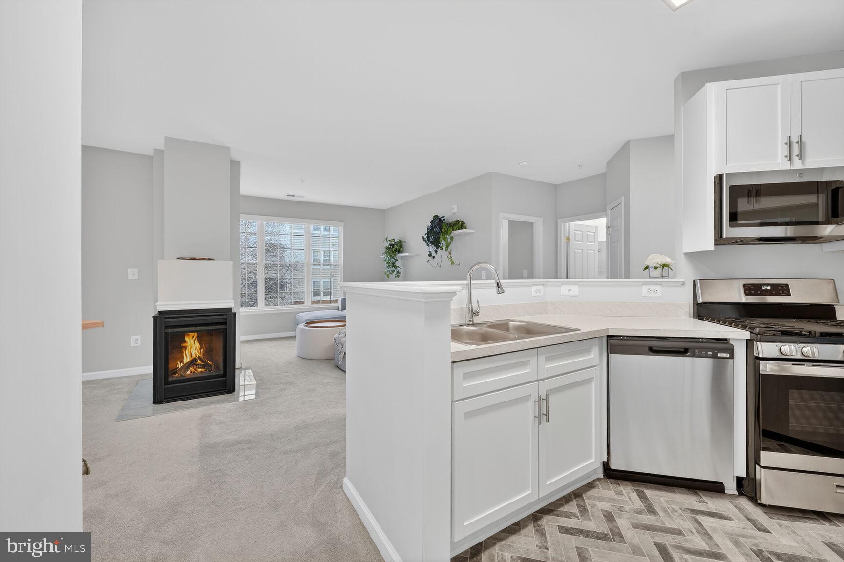 CHRISTOPHER AT CEDAR LAKES - Residential