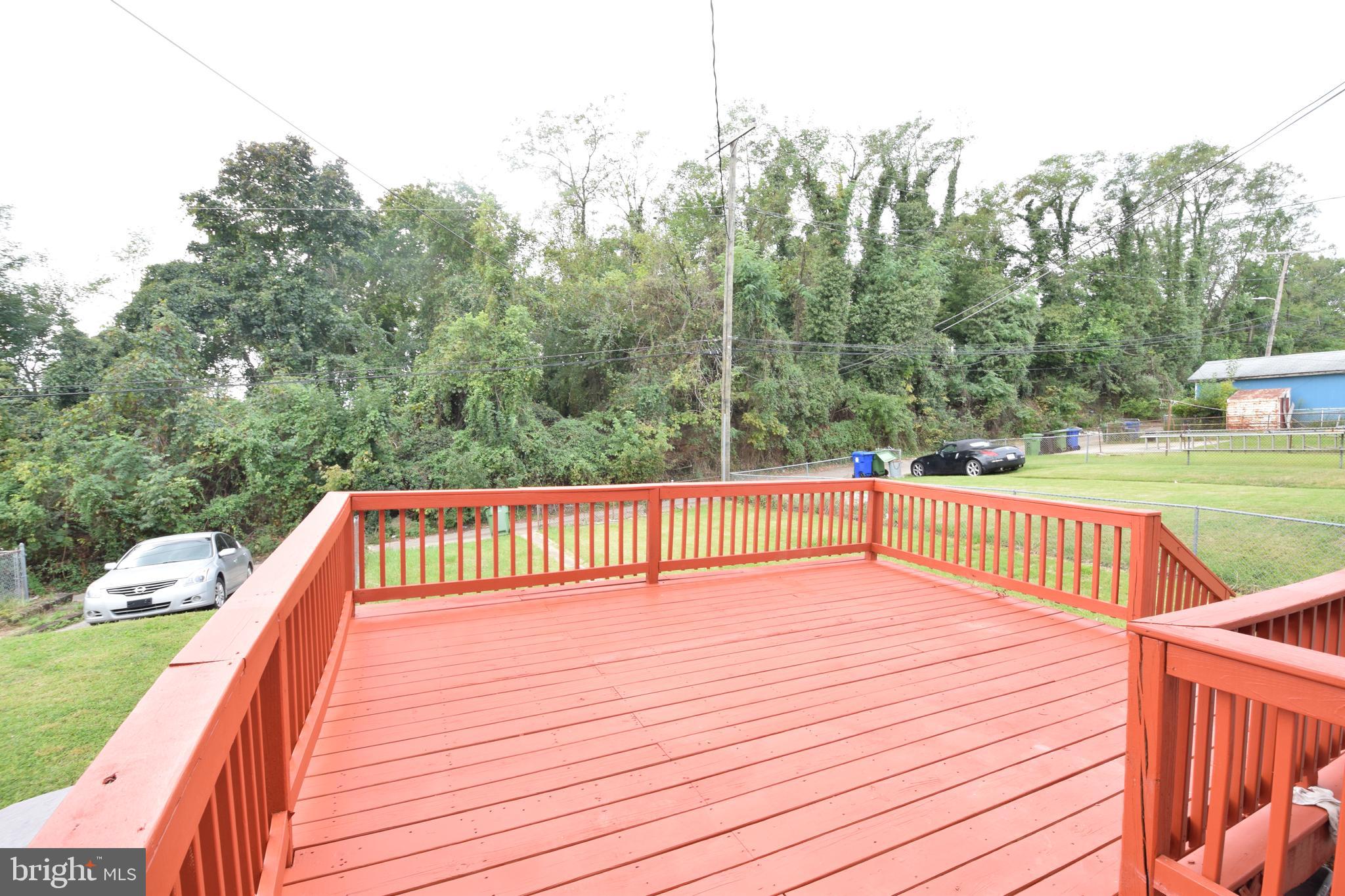 UPLANDS - Residential Lease