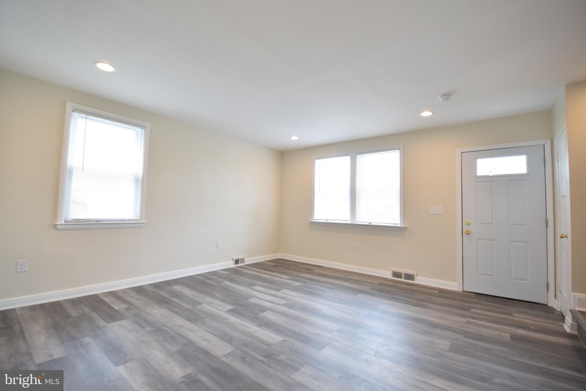 UPLANDS - Residential Lease