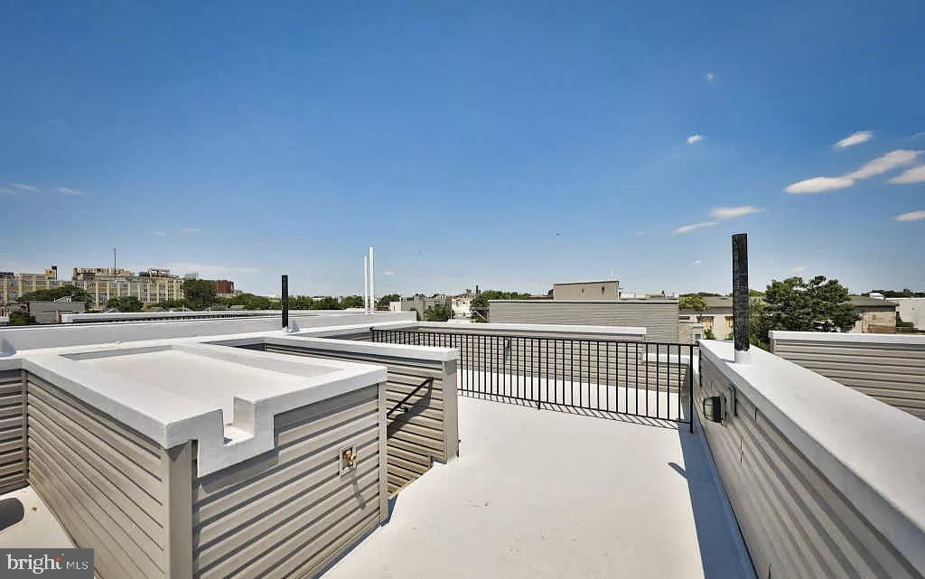 SOUTH KENSINGTON - Residential Lease