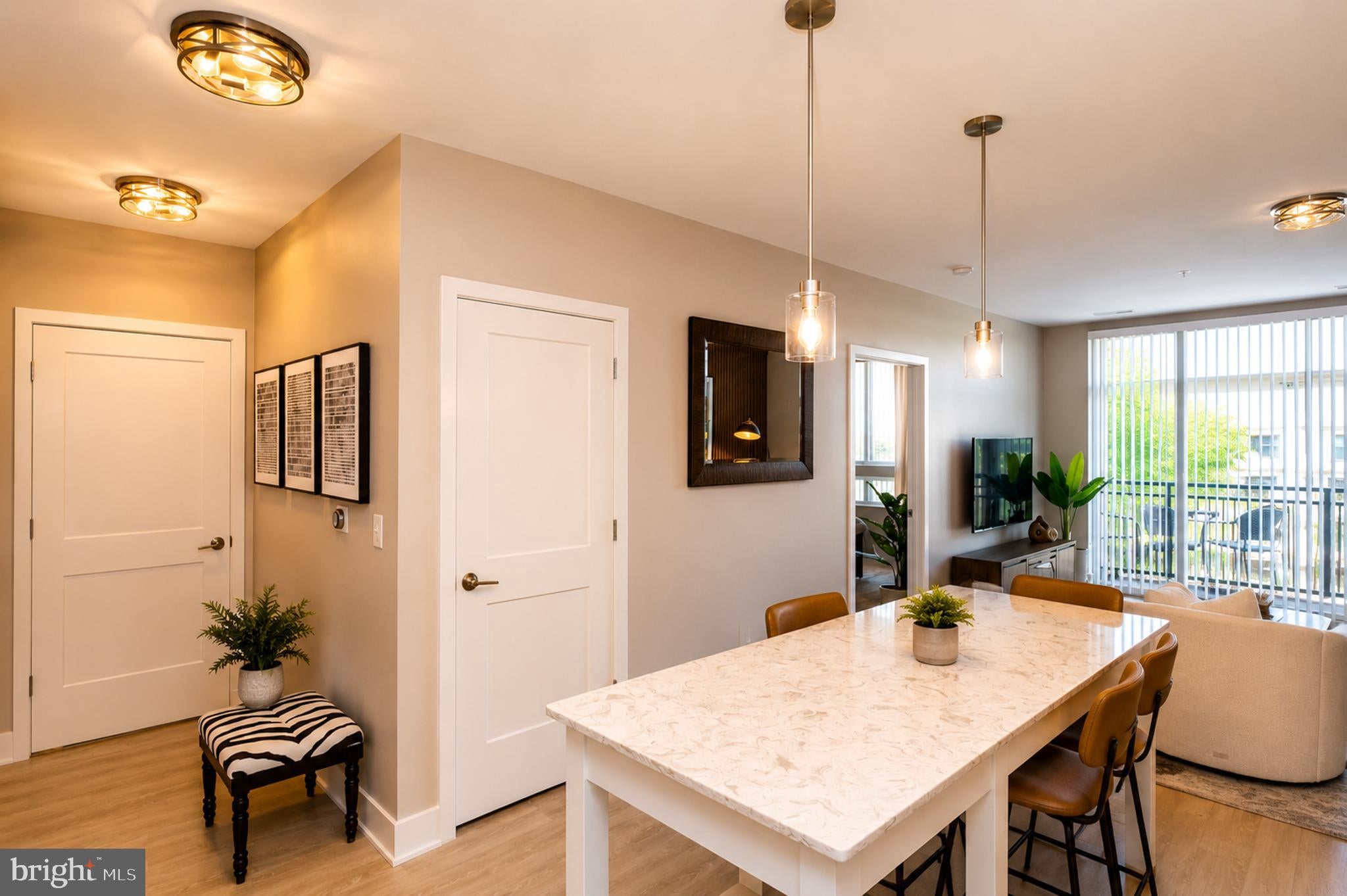 145 RIVERHAVEN DRIVE 451