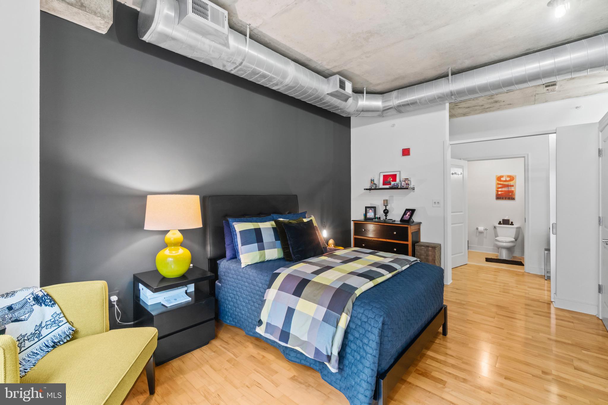 HARBOR EAST - Residential