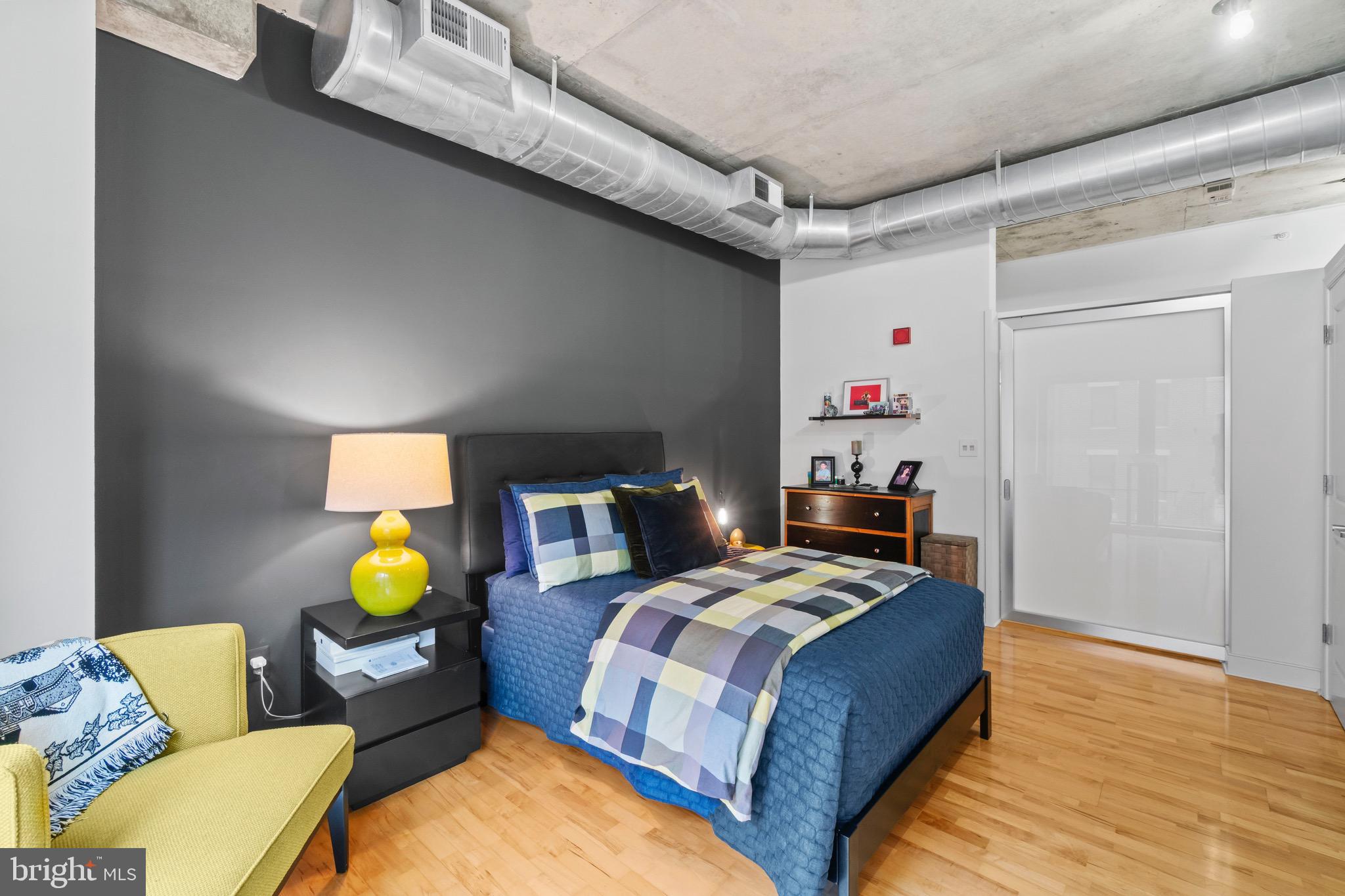 HARBOR EAST - Residential