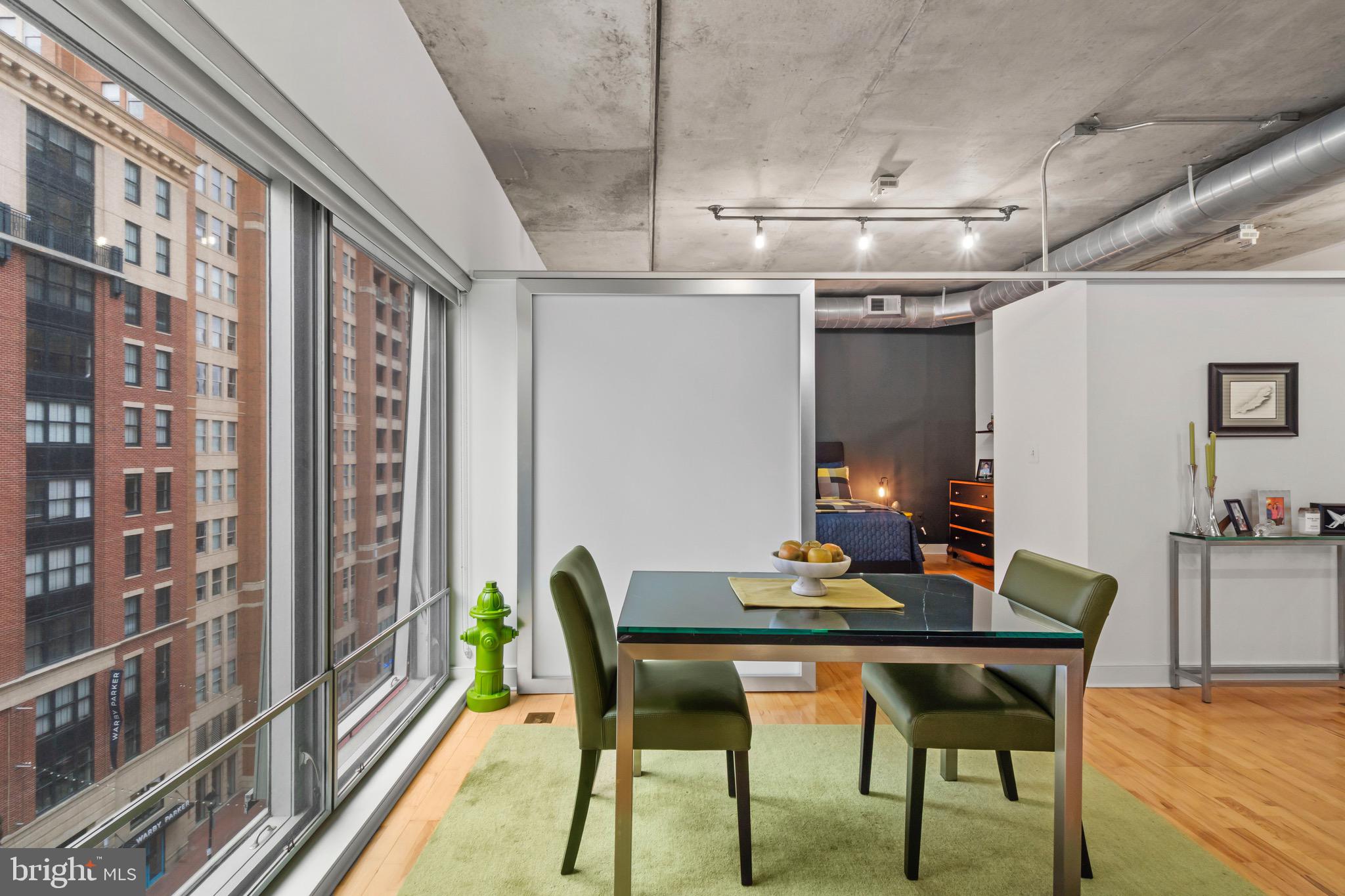 HARBOR EAST - Residential