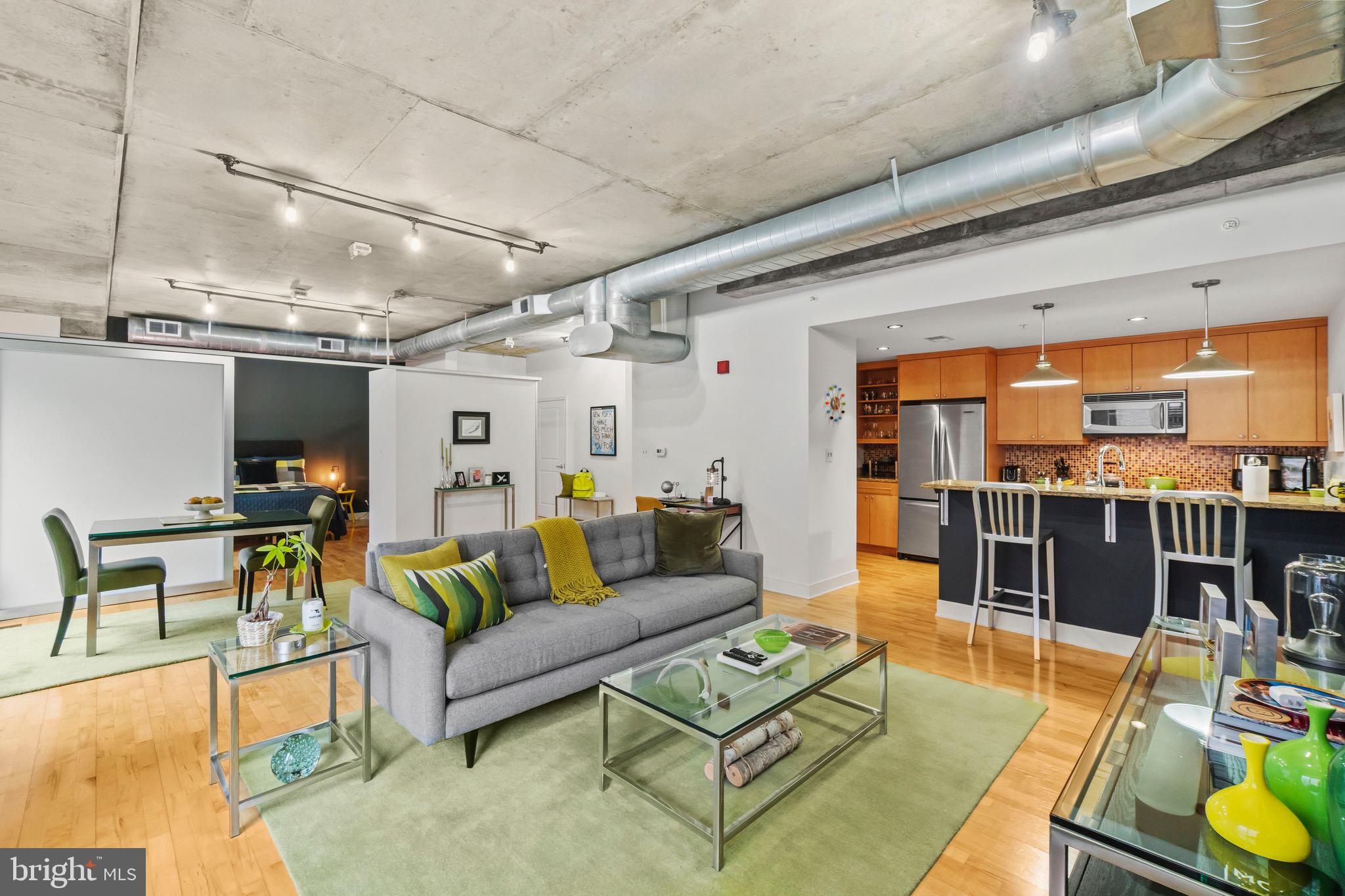 HARBOR EAST - Residential