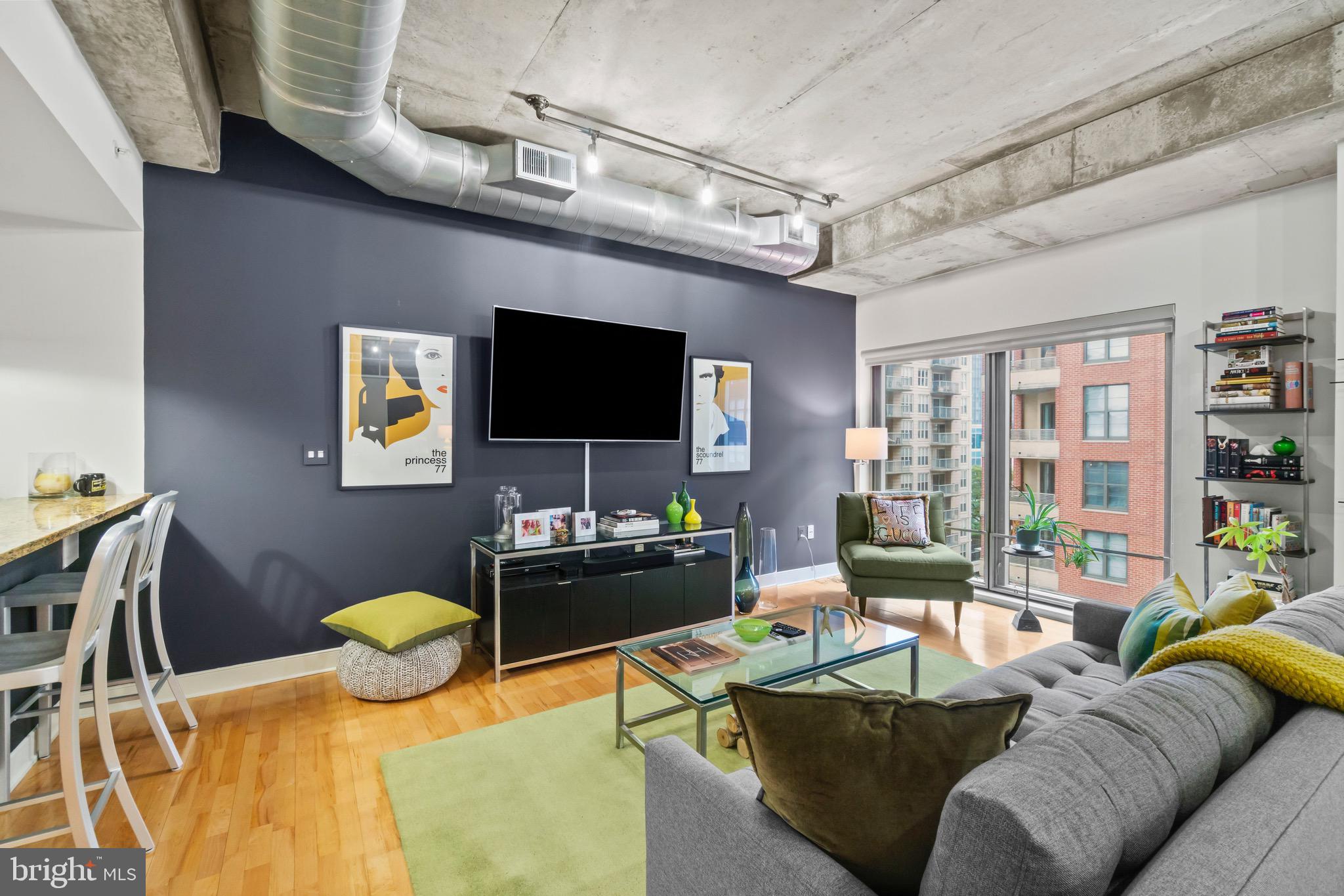 850 ALICEANNA STREET 604