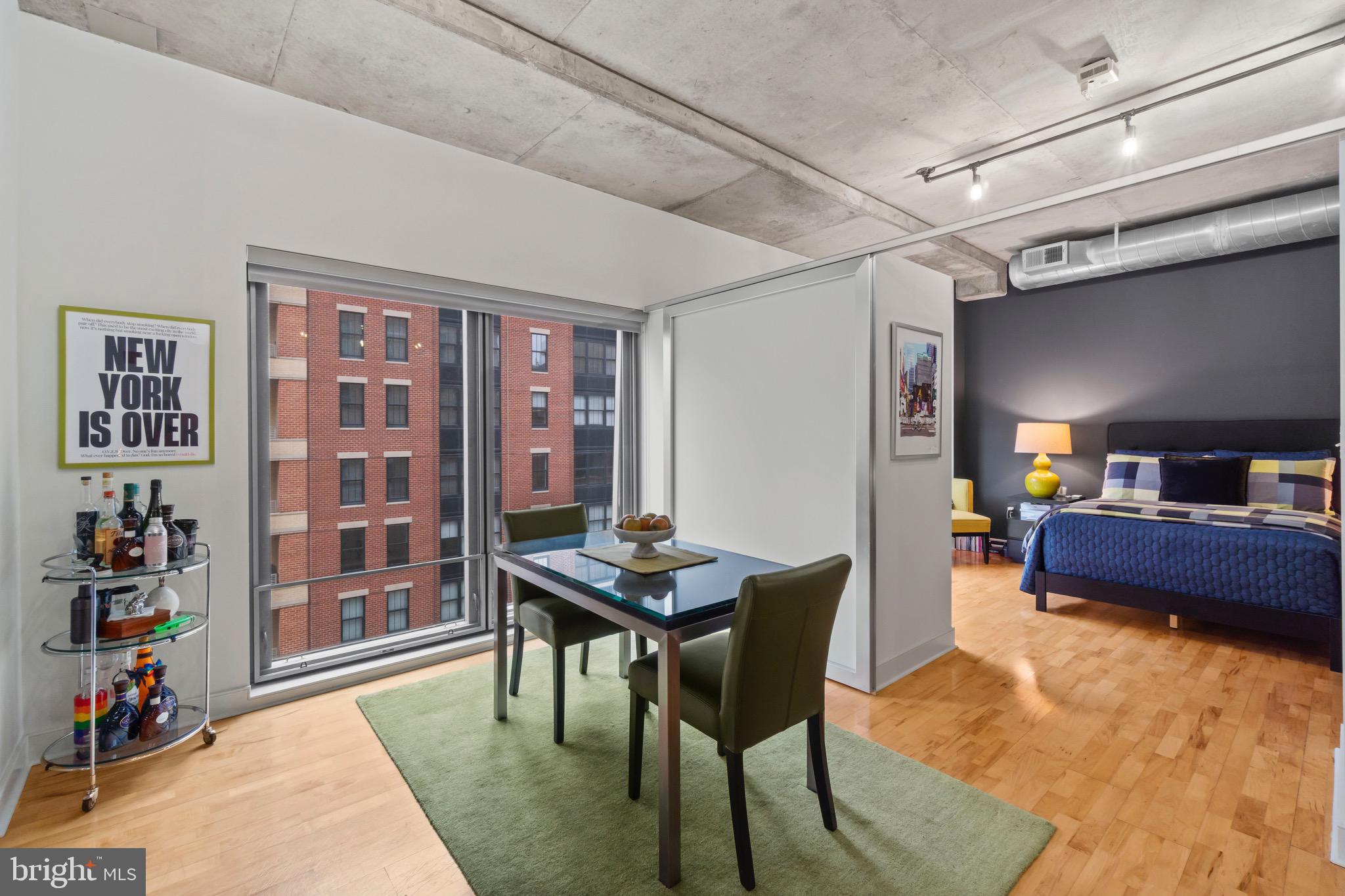 HARBOR EAST - Residential