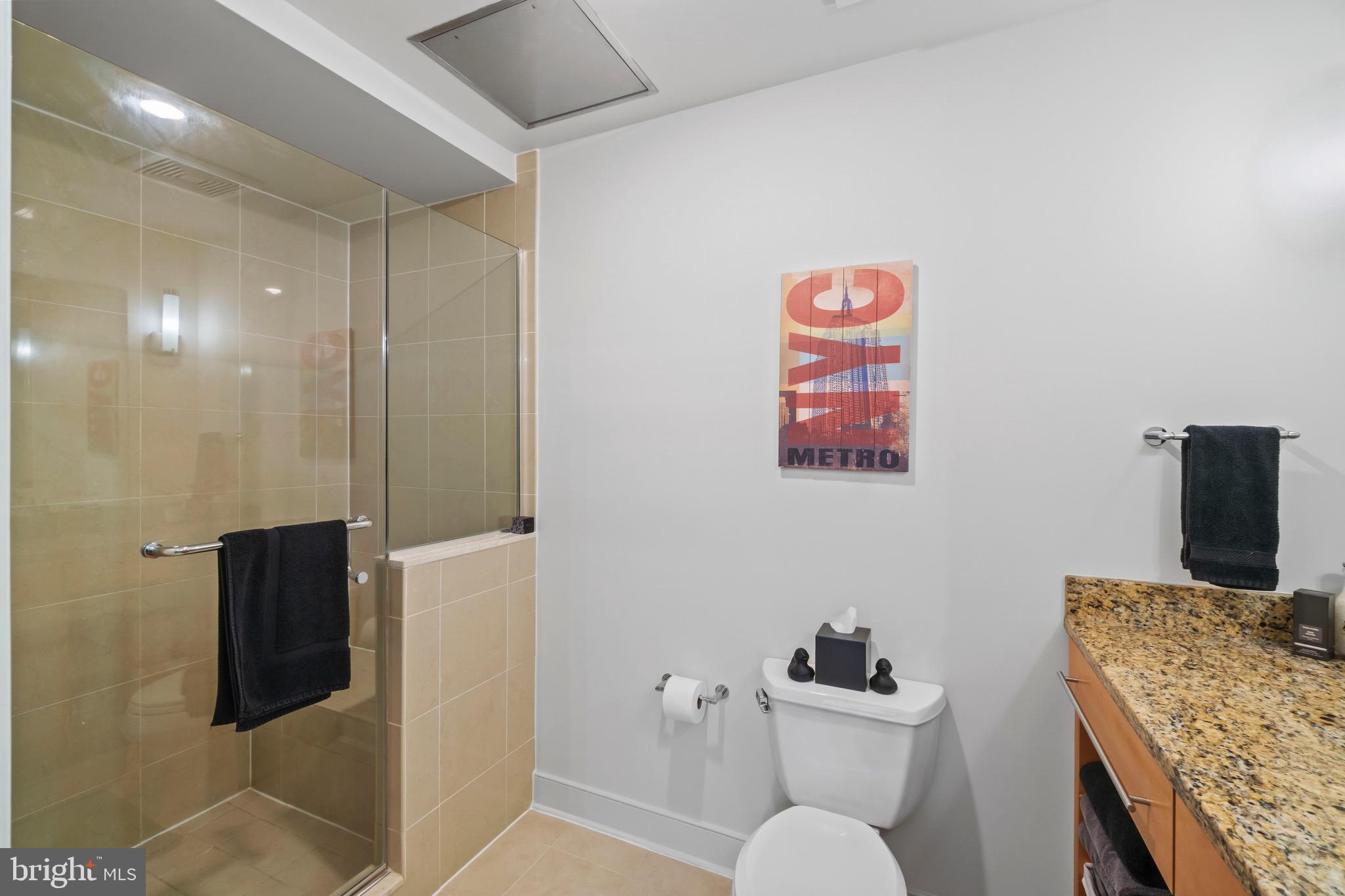 HARBOR EAST - Residential